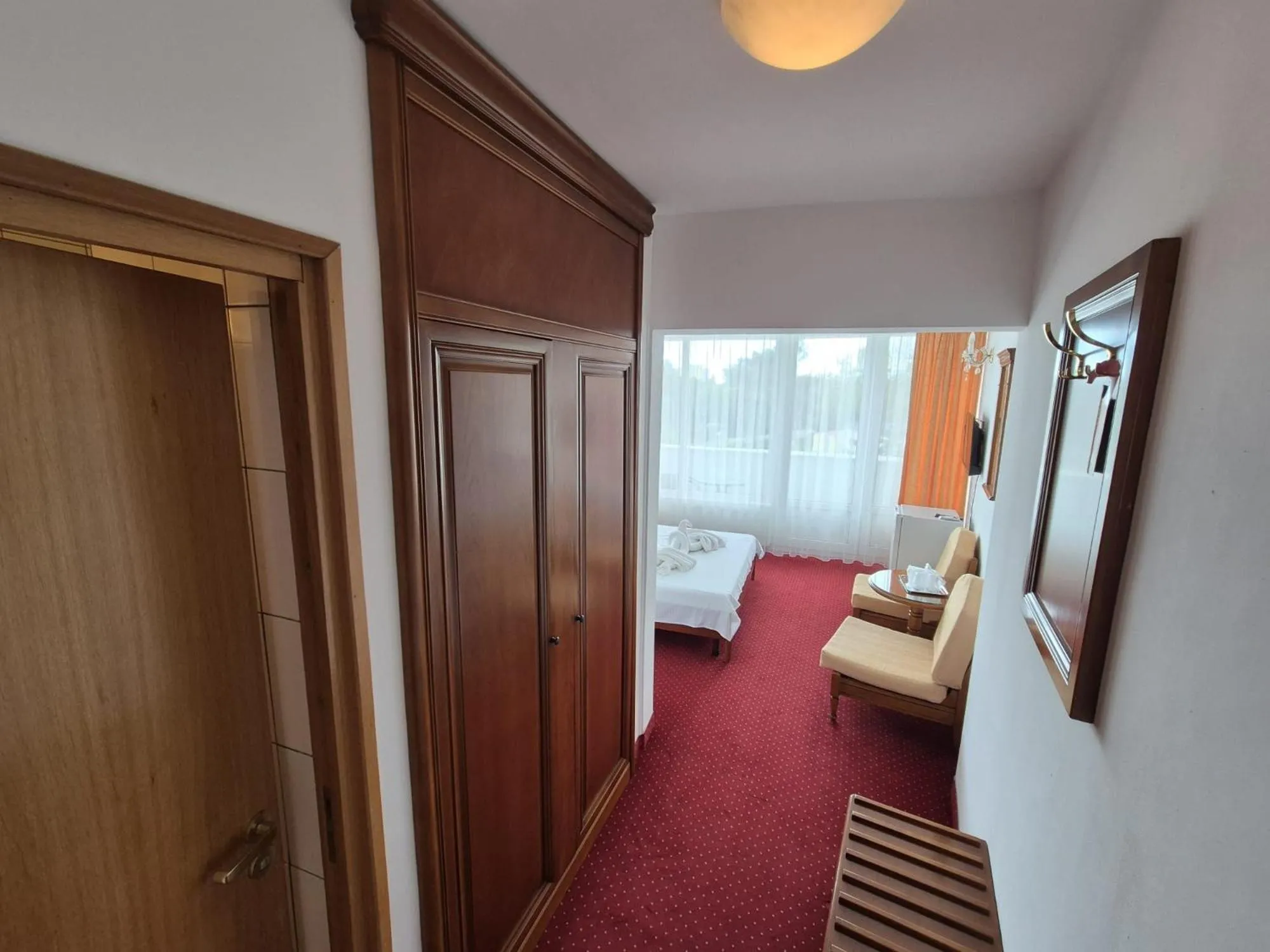 Photo of the whole room, Bed in Hotel Scoica