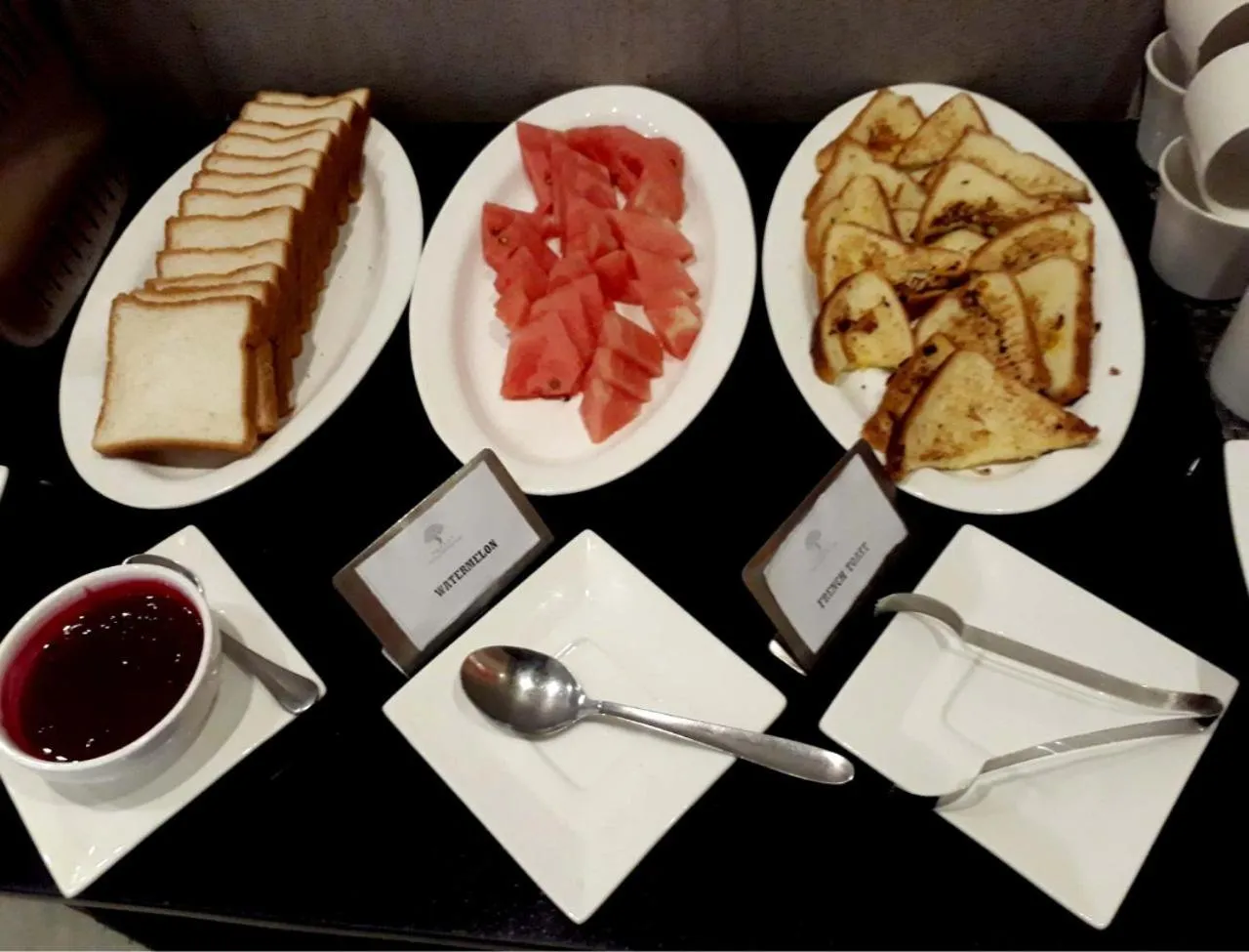 Buffet breakfast in Saaral Residency