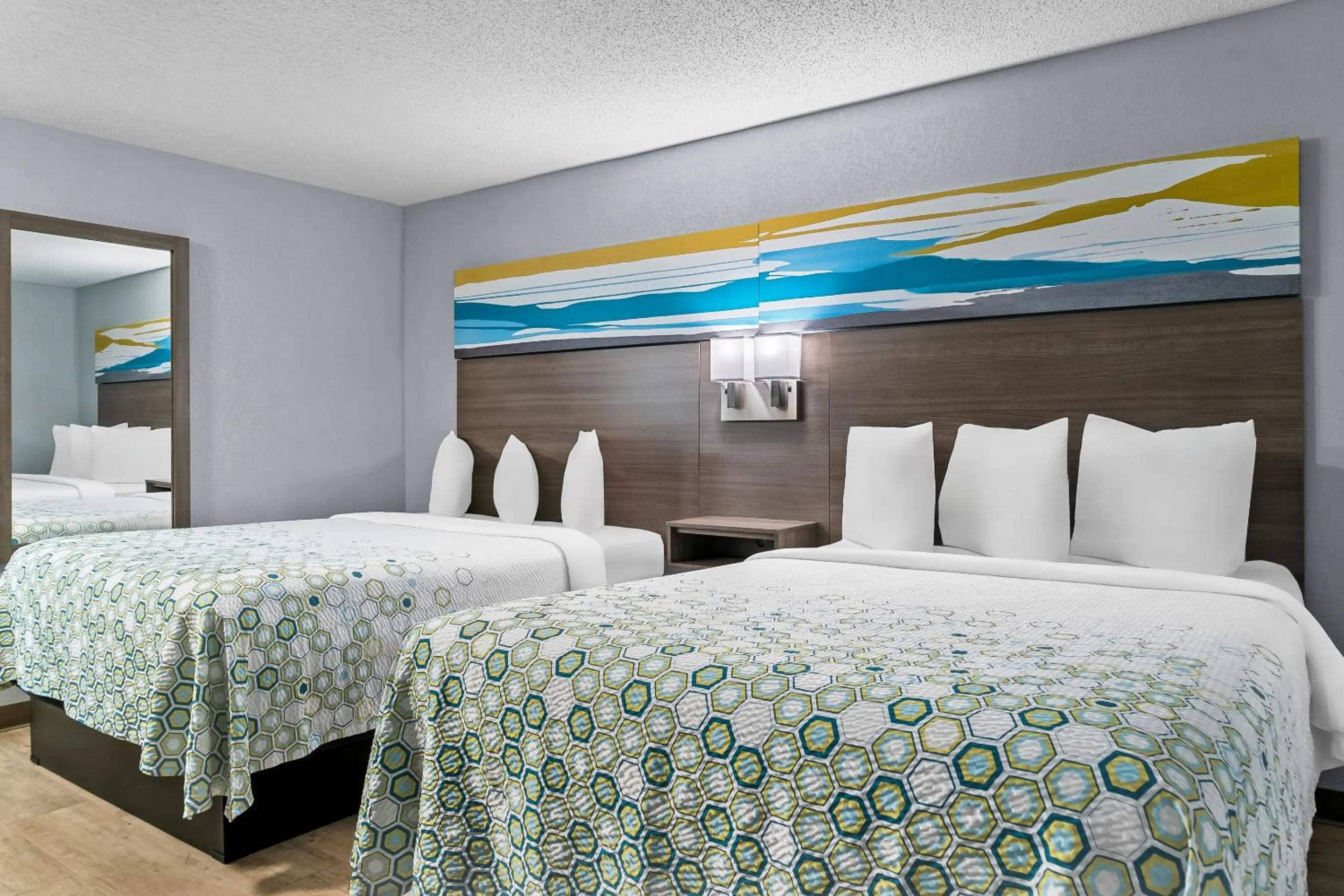 Photo of the whole room, Bed in HomeTowne Studios by Red Roof Flint