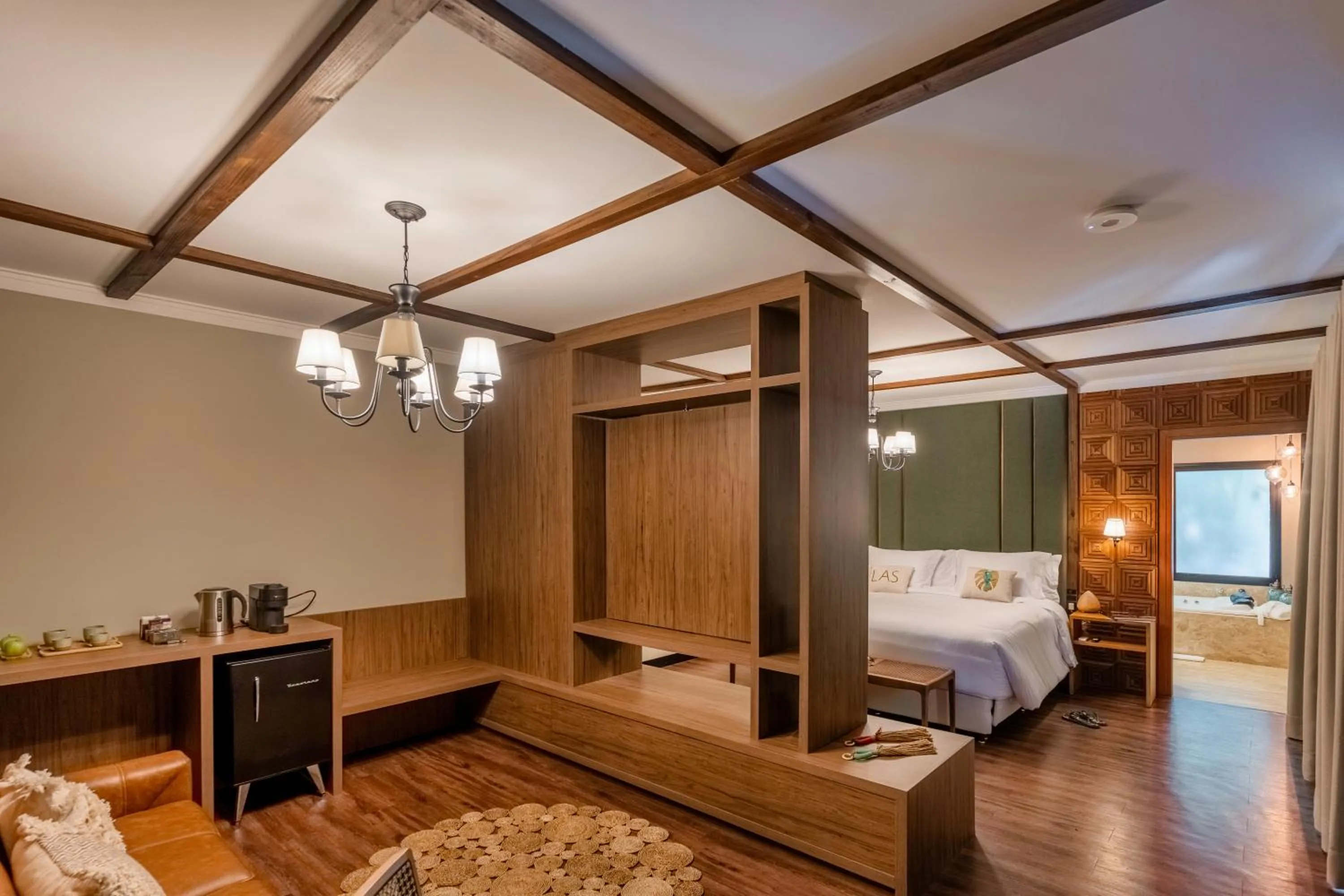 View (from property/room), Bed in LAS HOTEL BOUTIQUE