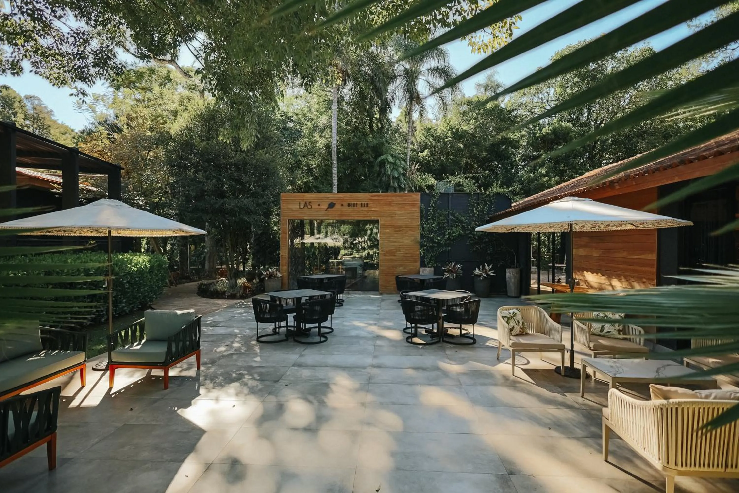 Restaurant/places to eat in LAS HOTEL BOUTIQUE