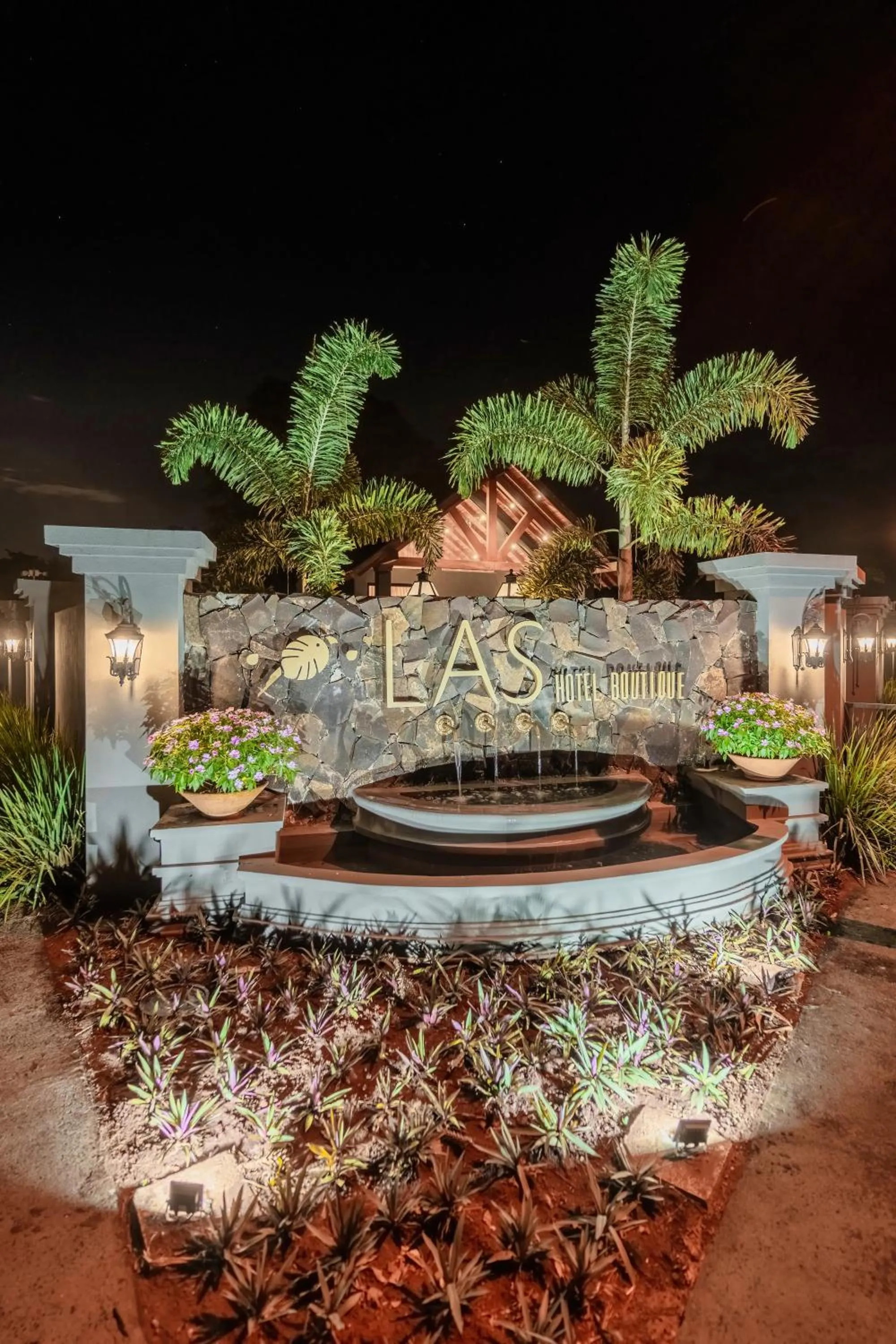 Facade/entrance in LAS HOTEL BOUTIQUE