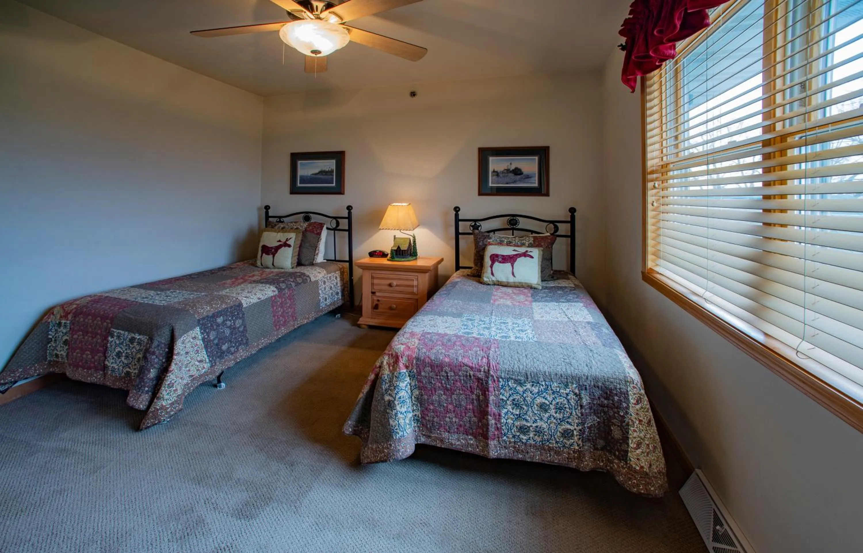 Bed in Birchwood Lodge