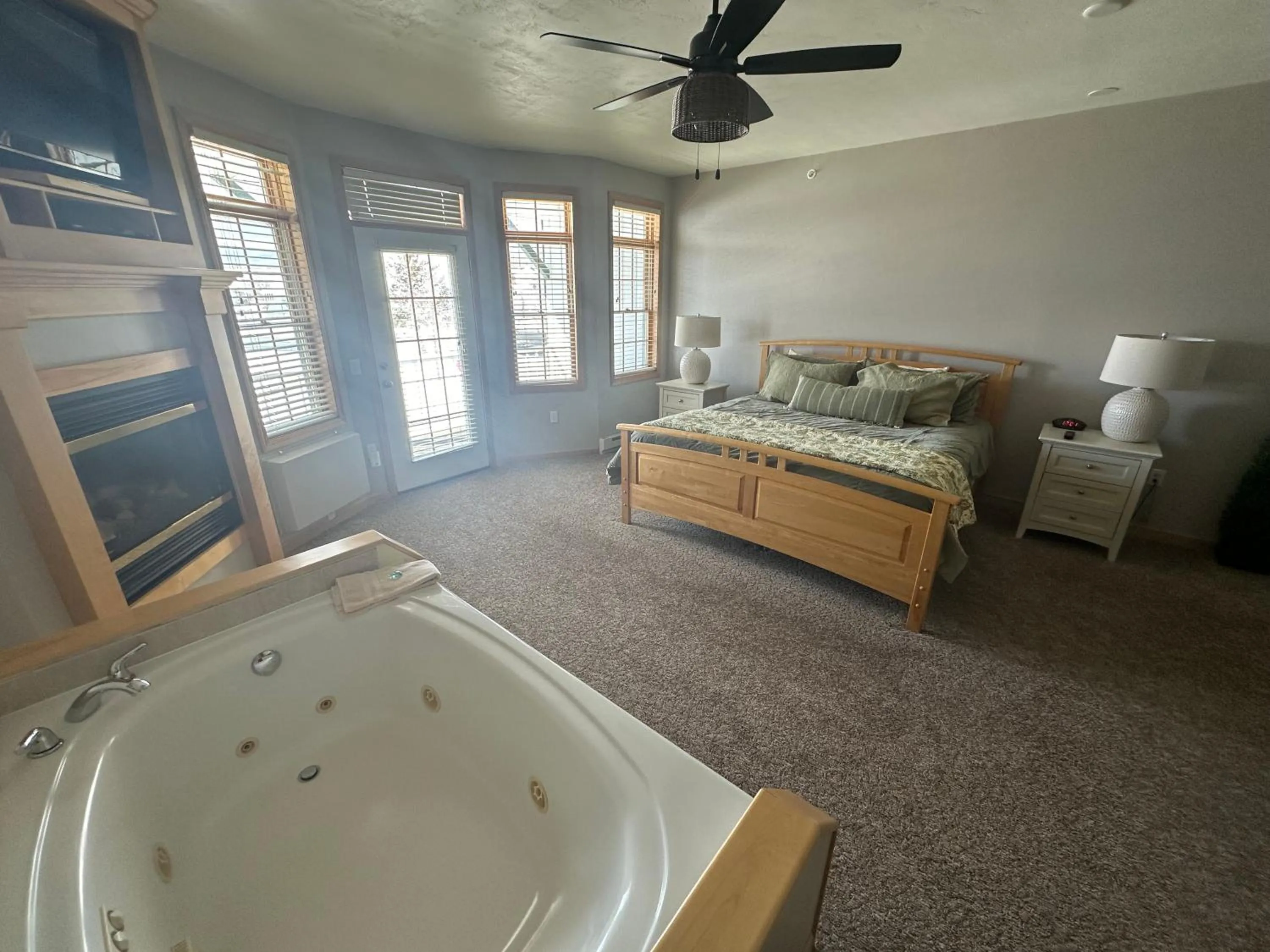 Bed in Birchwood Lodge