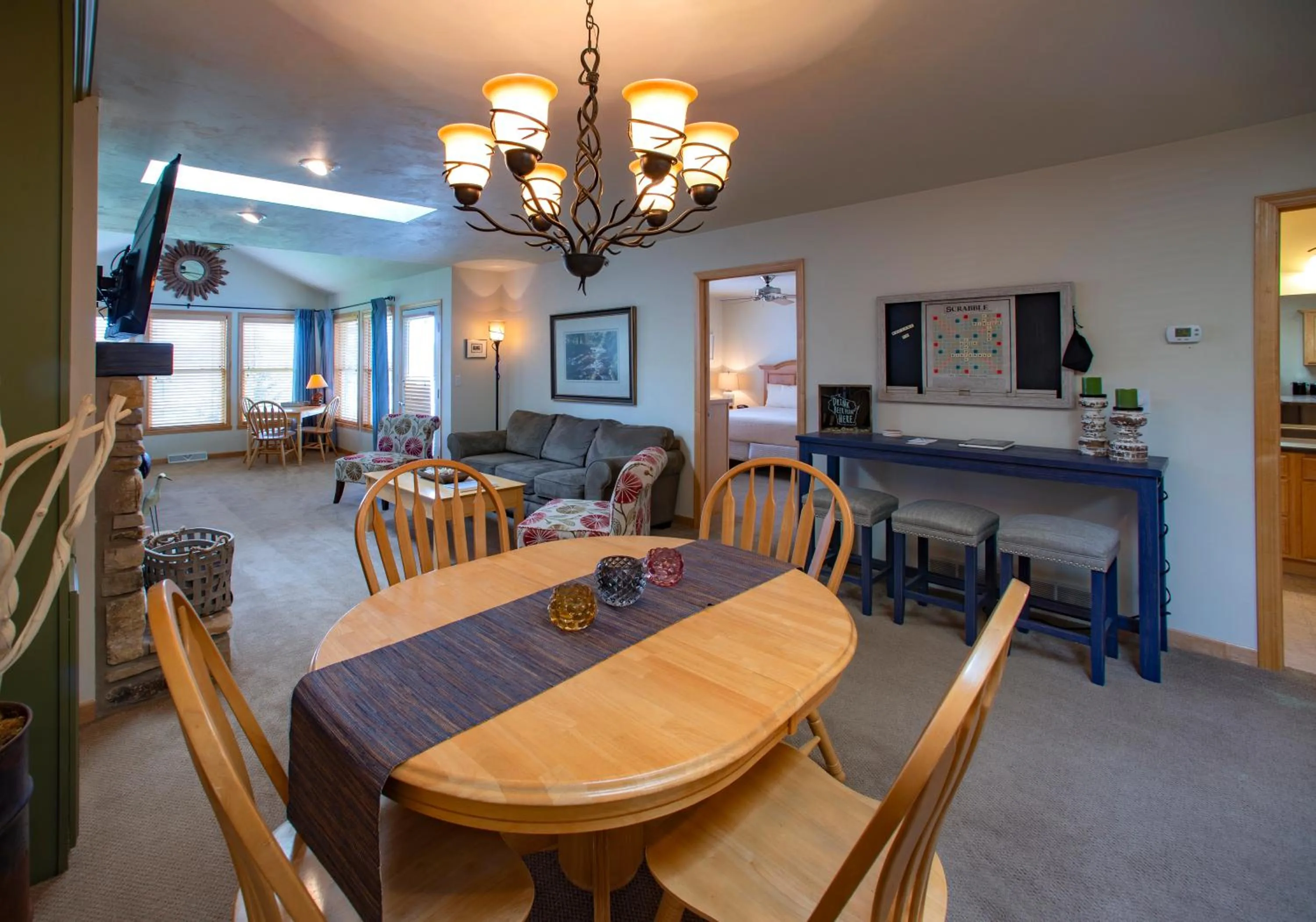 TV and multimedia in Birchwood Lodge