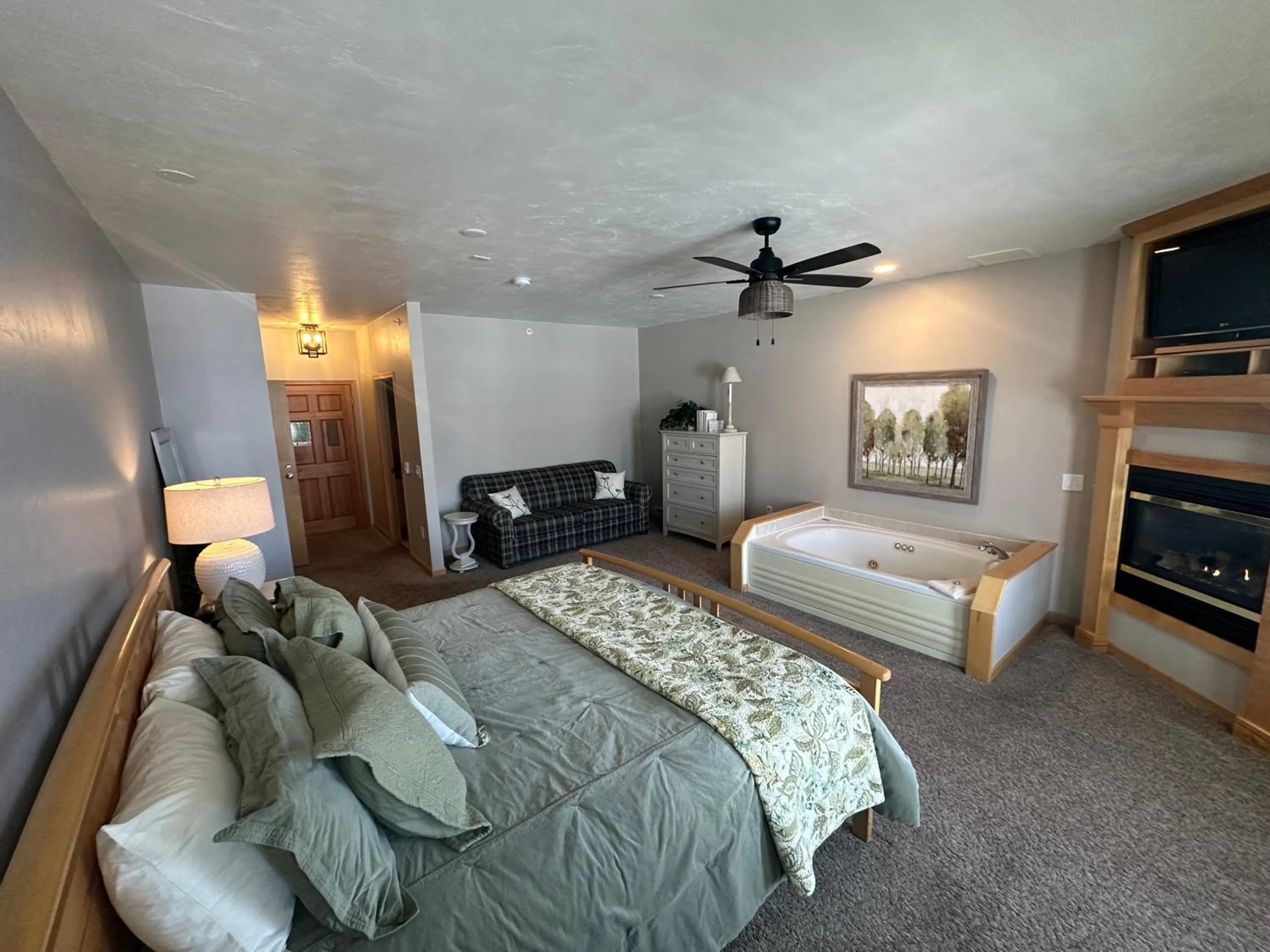 Bed in Birchwood Lodge