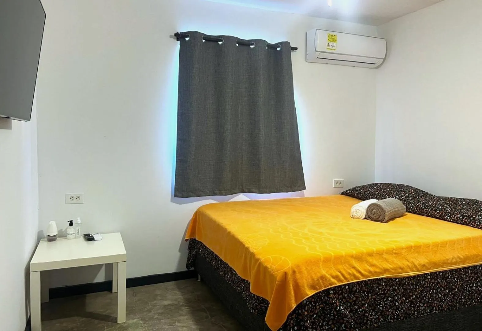 Bedroom, Bed in Hotel Boutique Chateau de la Mar