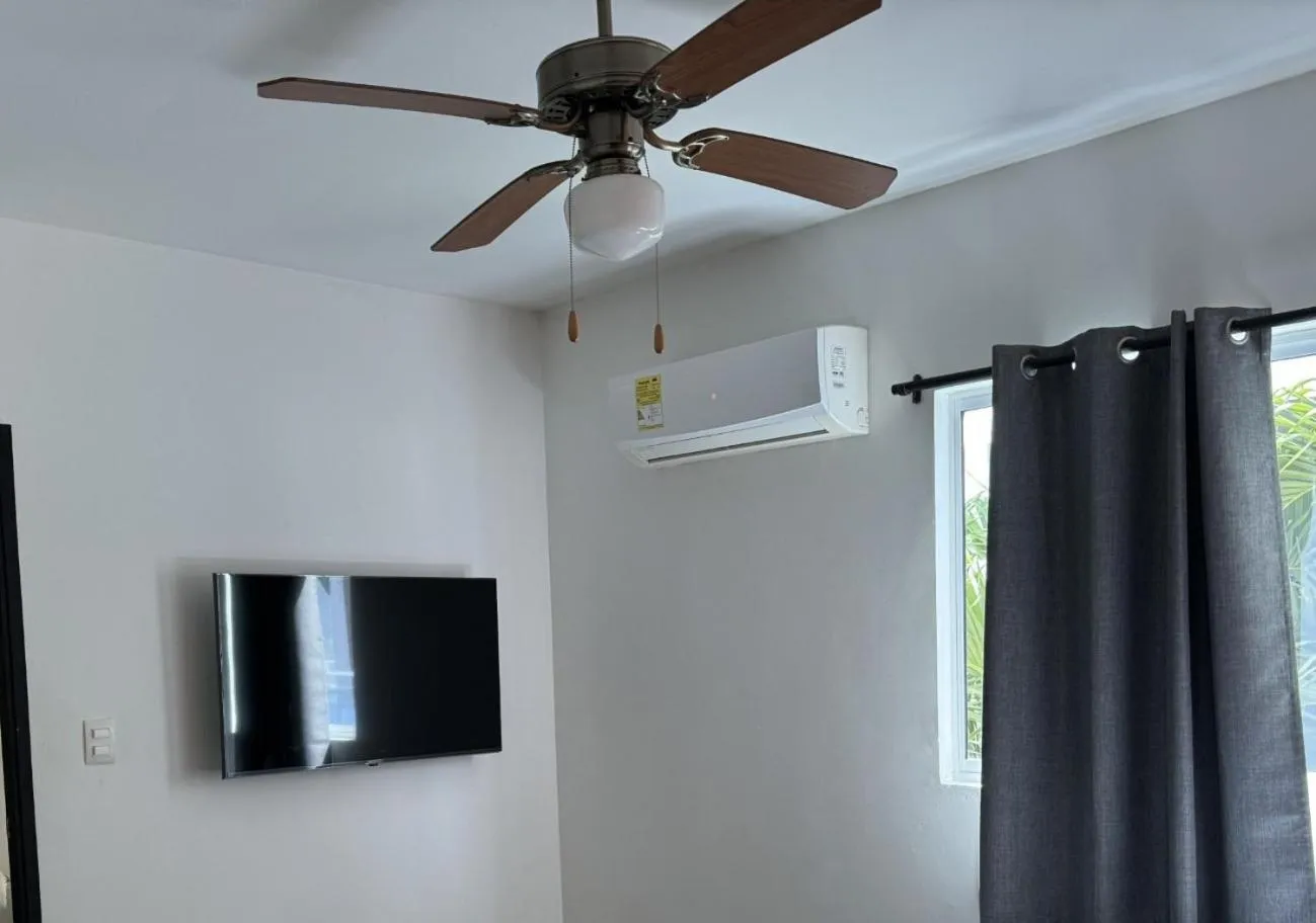 Hotel Boutique Chateau de la Mar