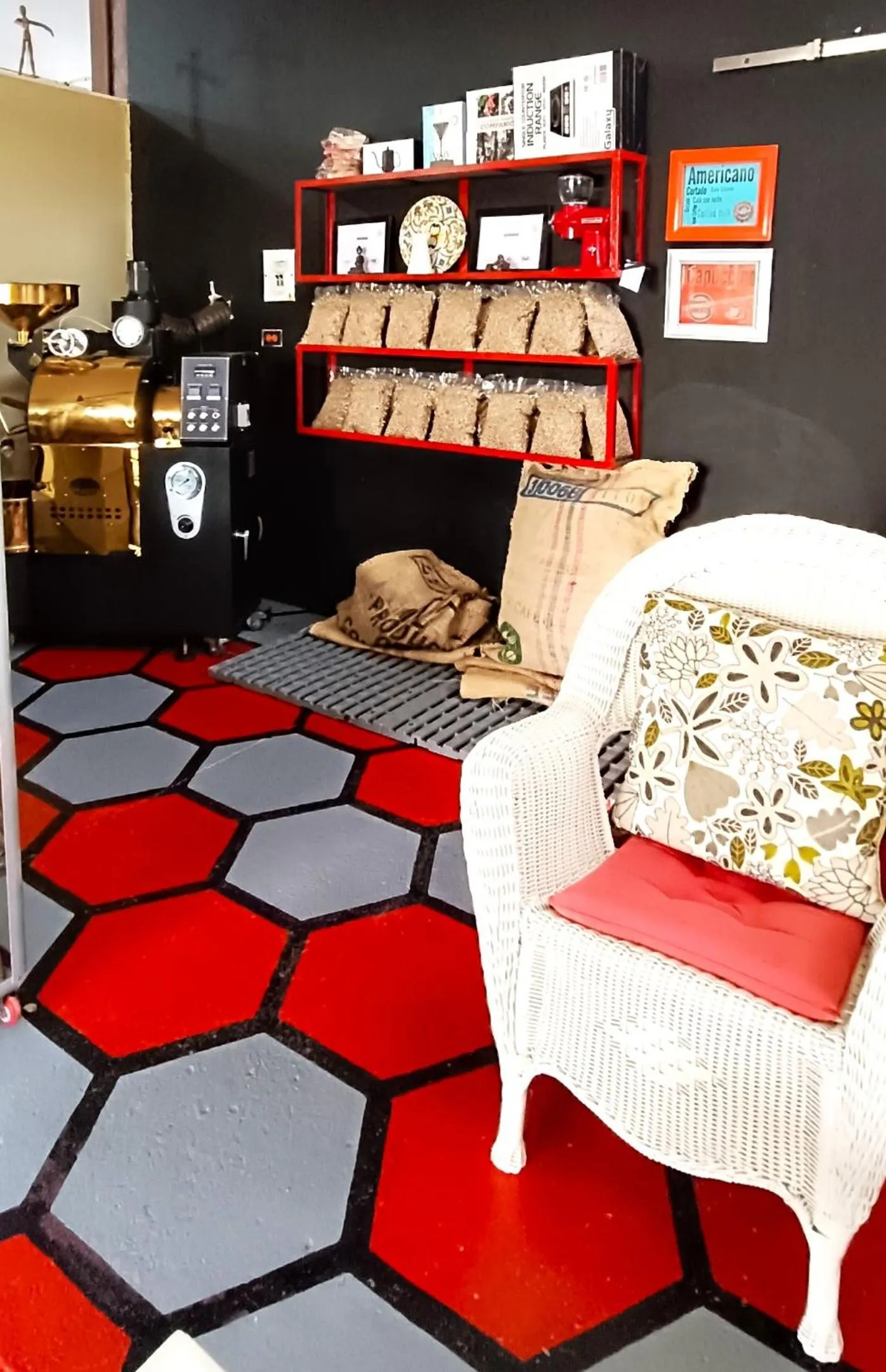 Lounge or bar in Hotel Boutique Chateau de la Mar