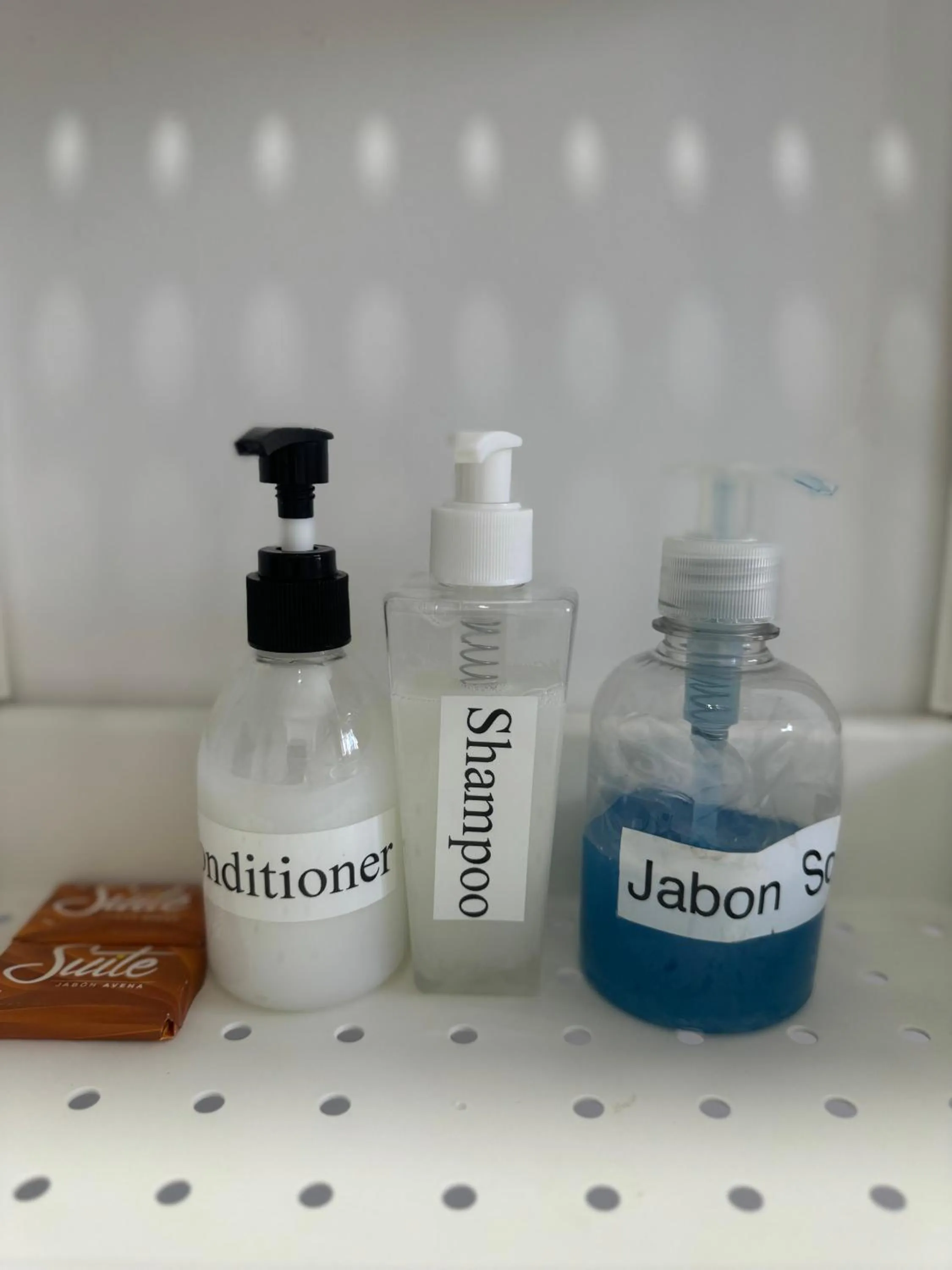 Text overlay in Hotel Boutique Chateau de la Mar