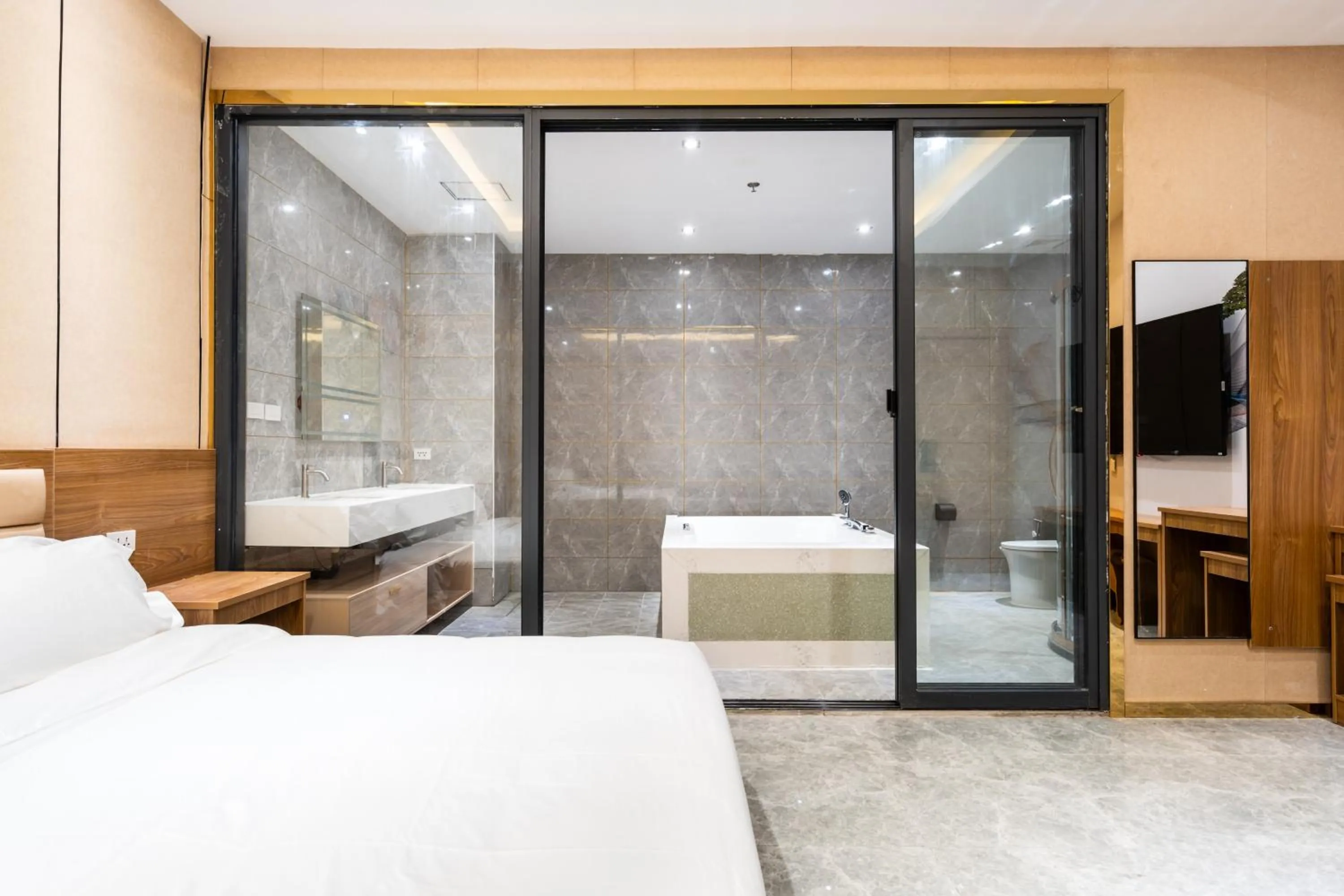 Bed in Home me Hotel Makati