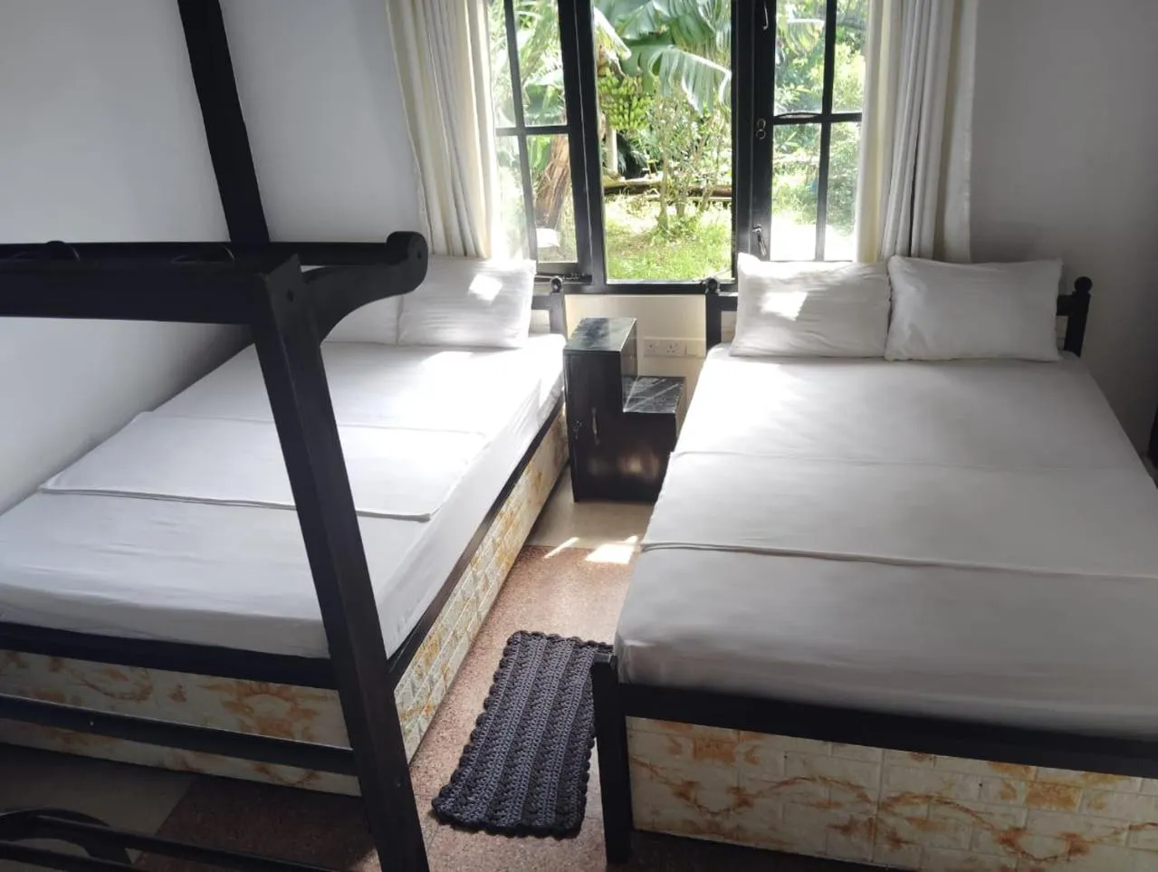 Bed in Knuckles Range Bungalow