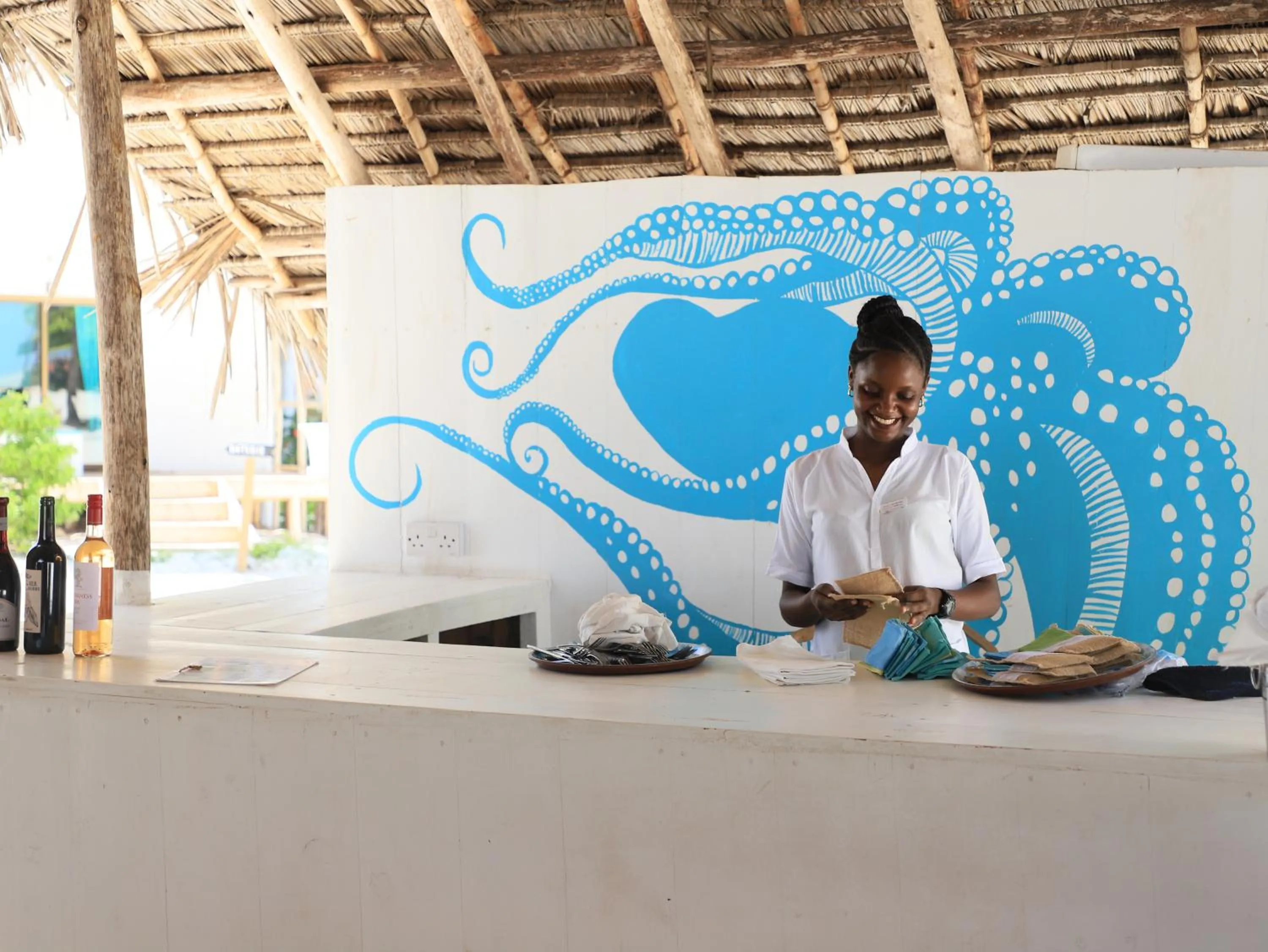 Restaurant/places to eat in Cristal Resort