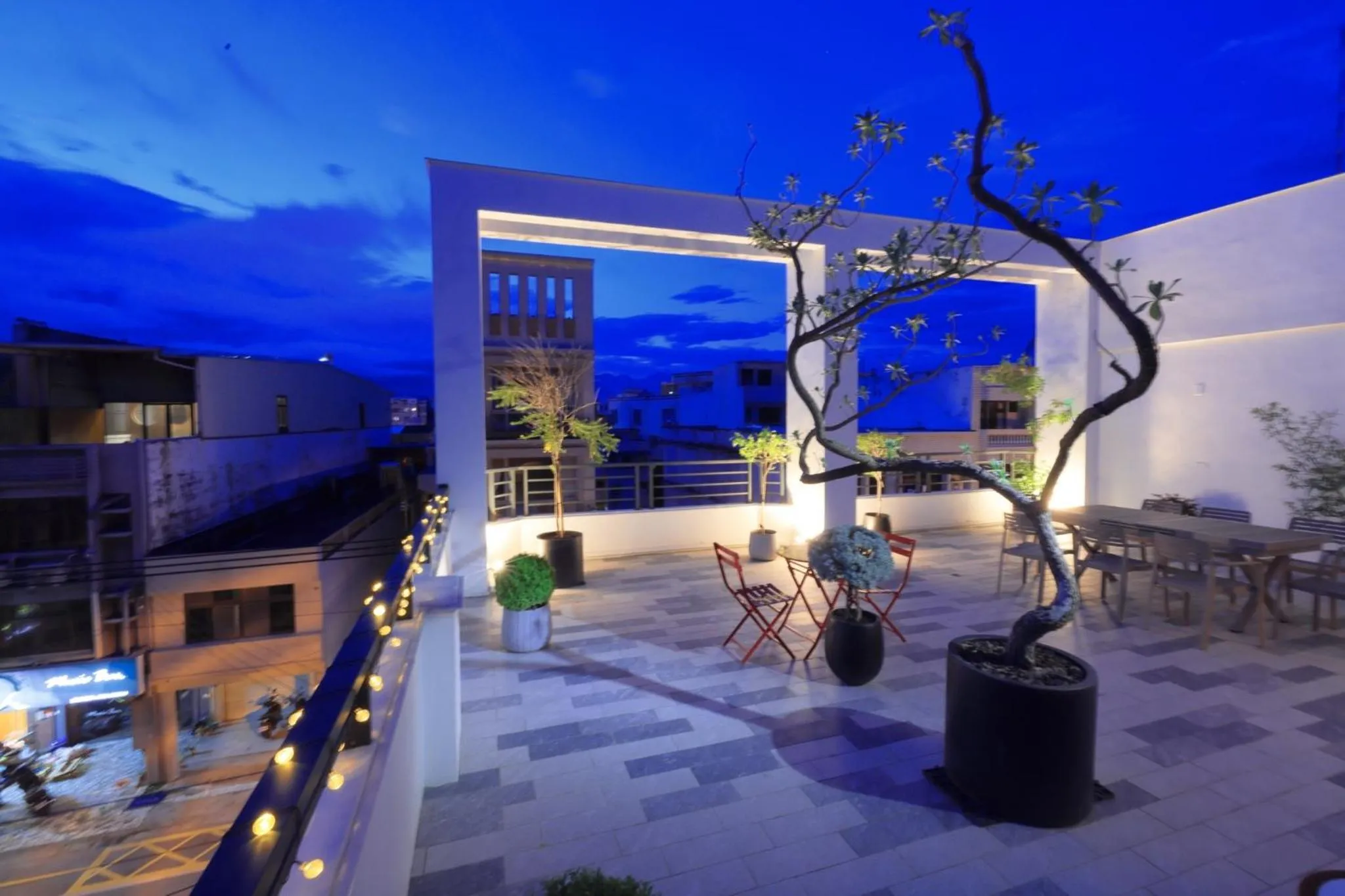 Off site in Shanlin INN