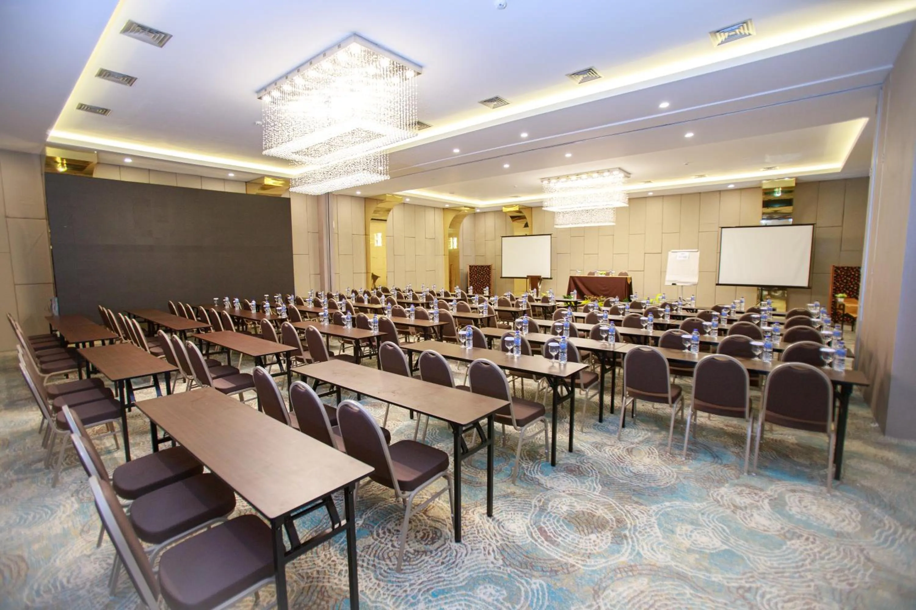 Meeting/conference room in Two K Azana Style Hotel Bengkulu