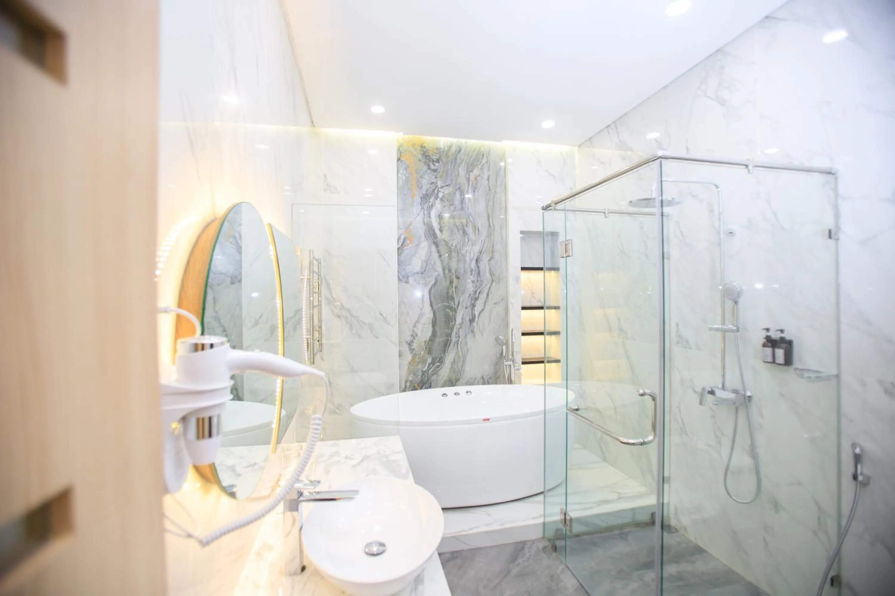 Bathroom in Two K Azana Style Hotel Bengkulu