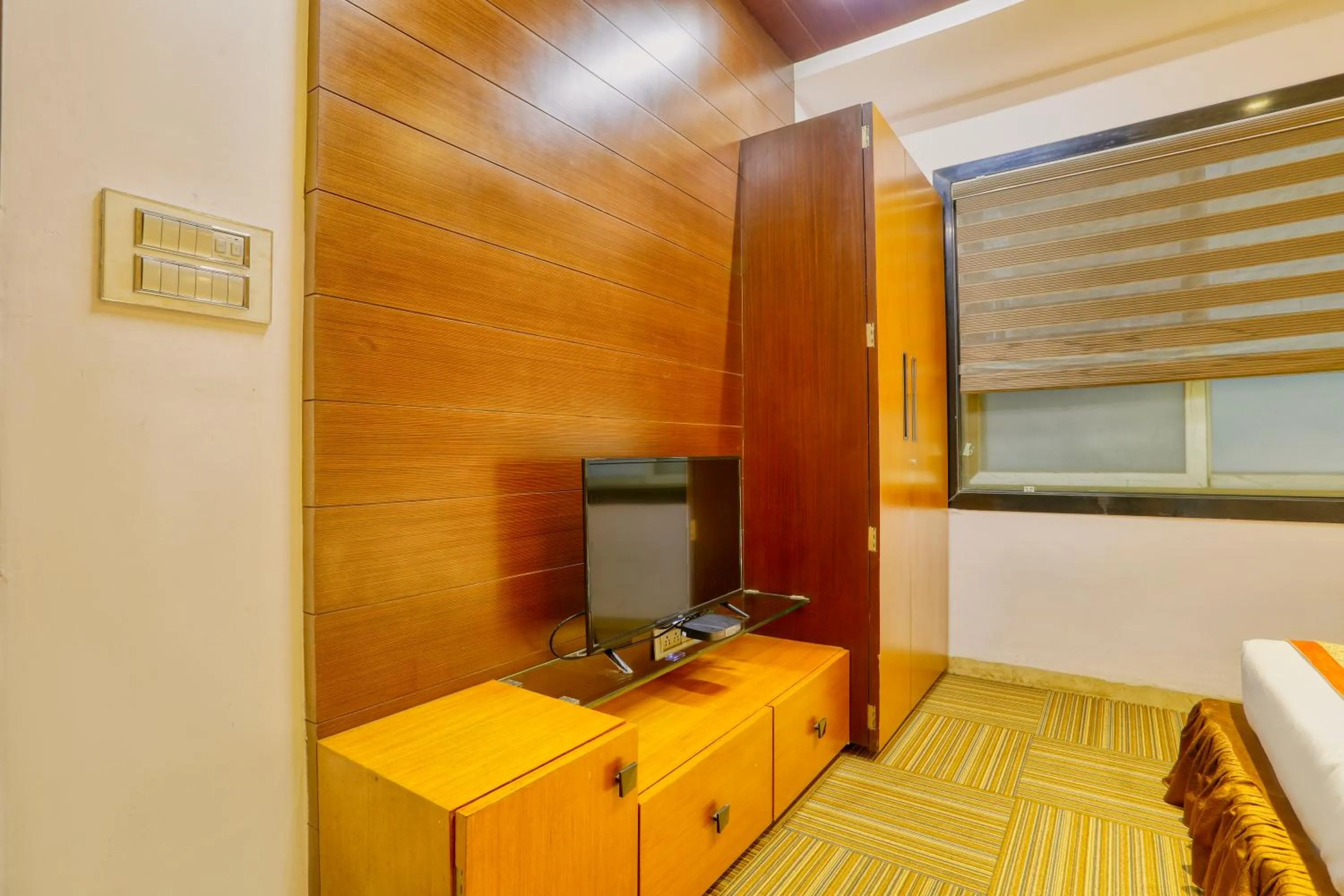 Bedroom, Bed in The Ashoka Hotel