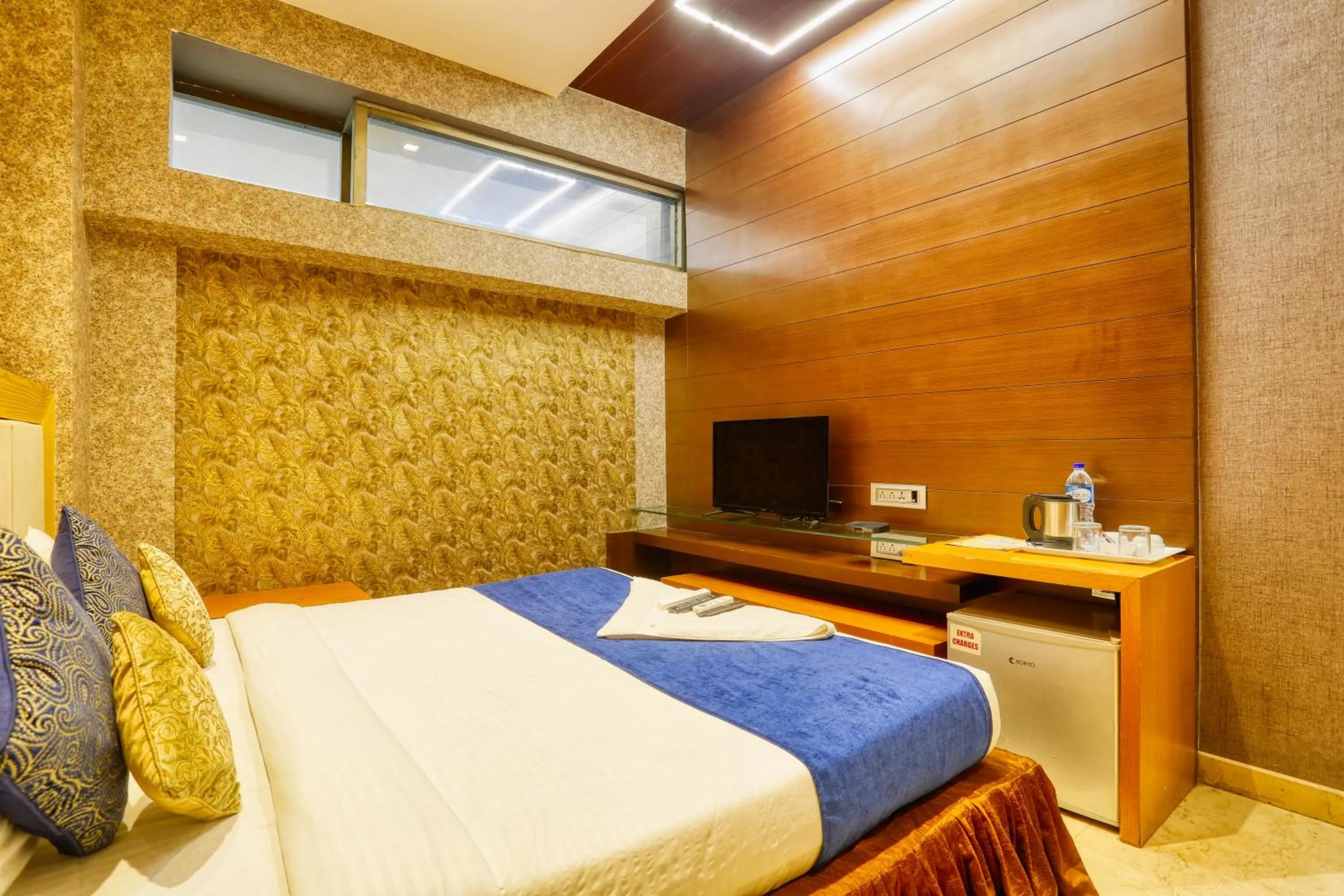 Bedroom, Bed in The Ashoka Hotel