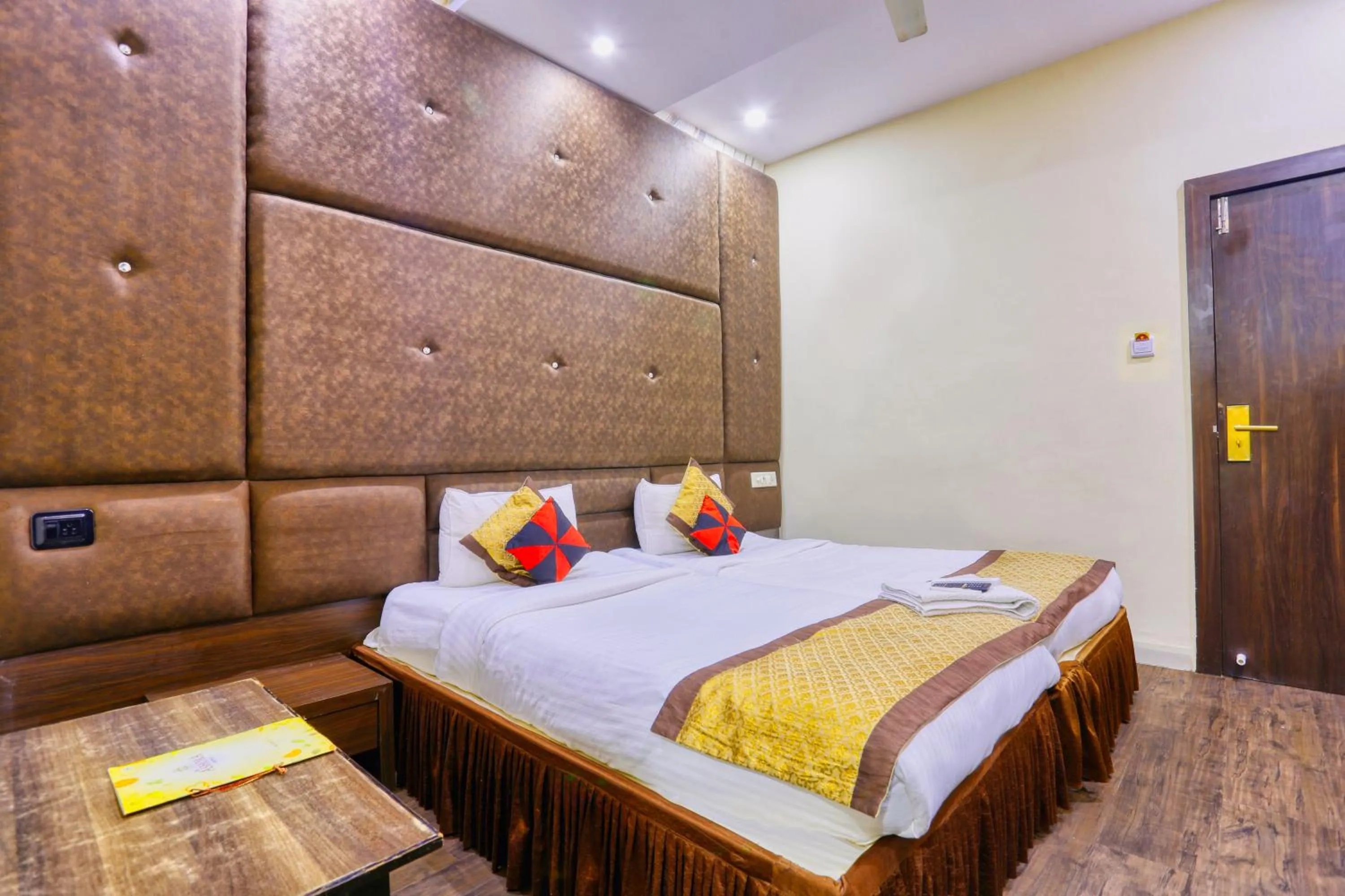 Bedroom, Bed in The Ashoka Hotel