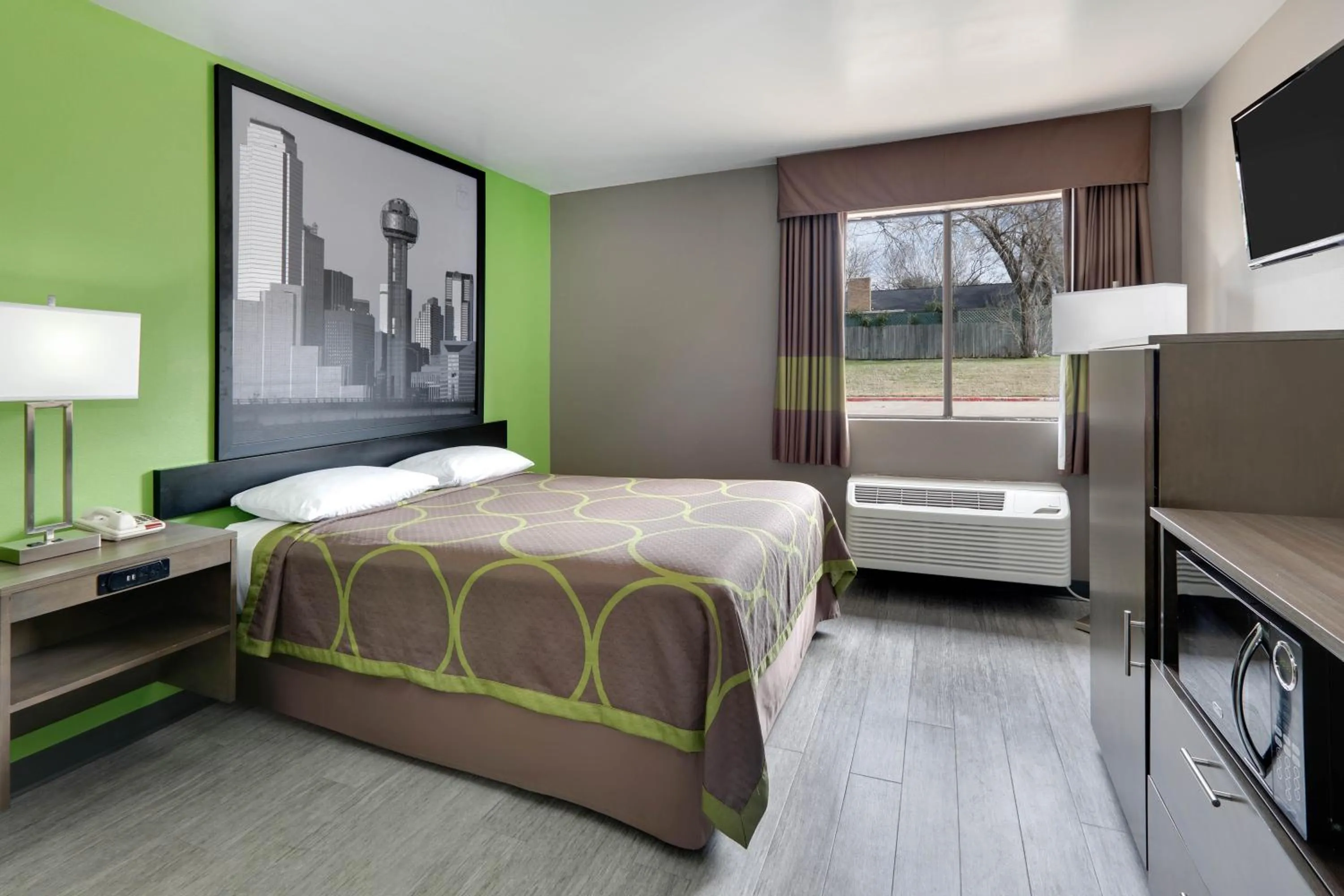 Bedroom, Bed in Super 8 by Wyndham Waxahachie TX