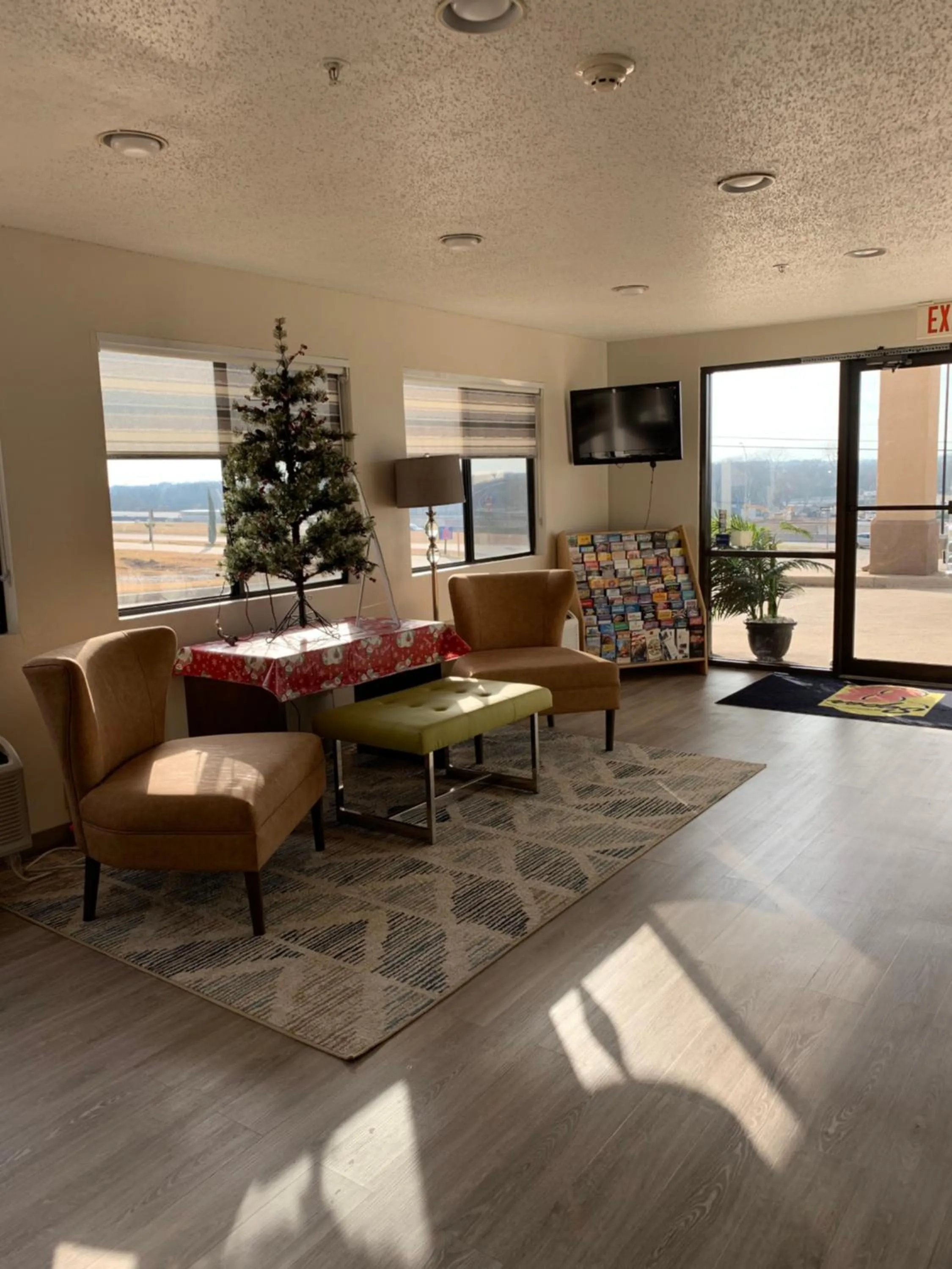 Lobby or reception in Super 8 by Wyndham Waxahachie TX