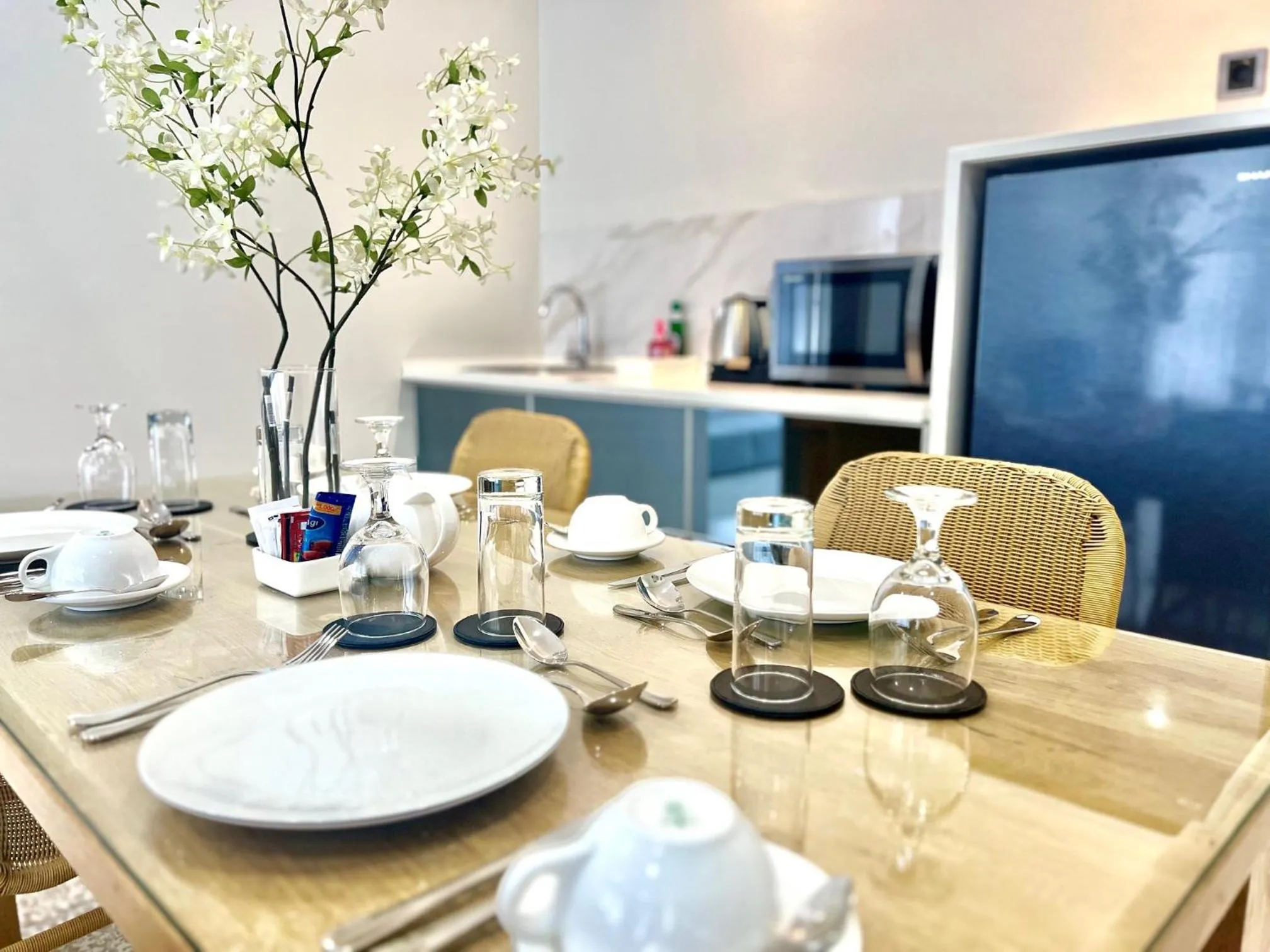 The Bay Sunflower Apartment