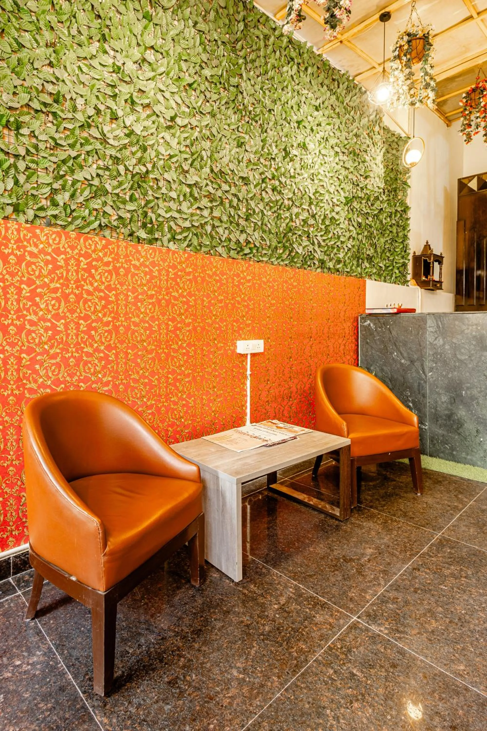 Lobby or reception in Lime Tree Hotel - Golf Course Road, Sector-43, Gurugram