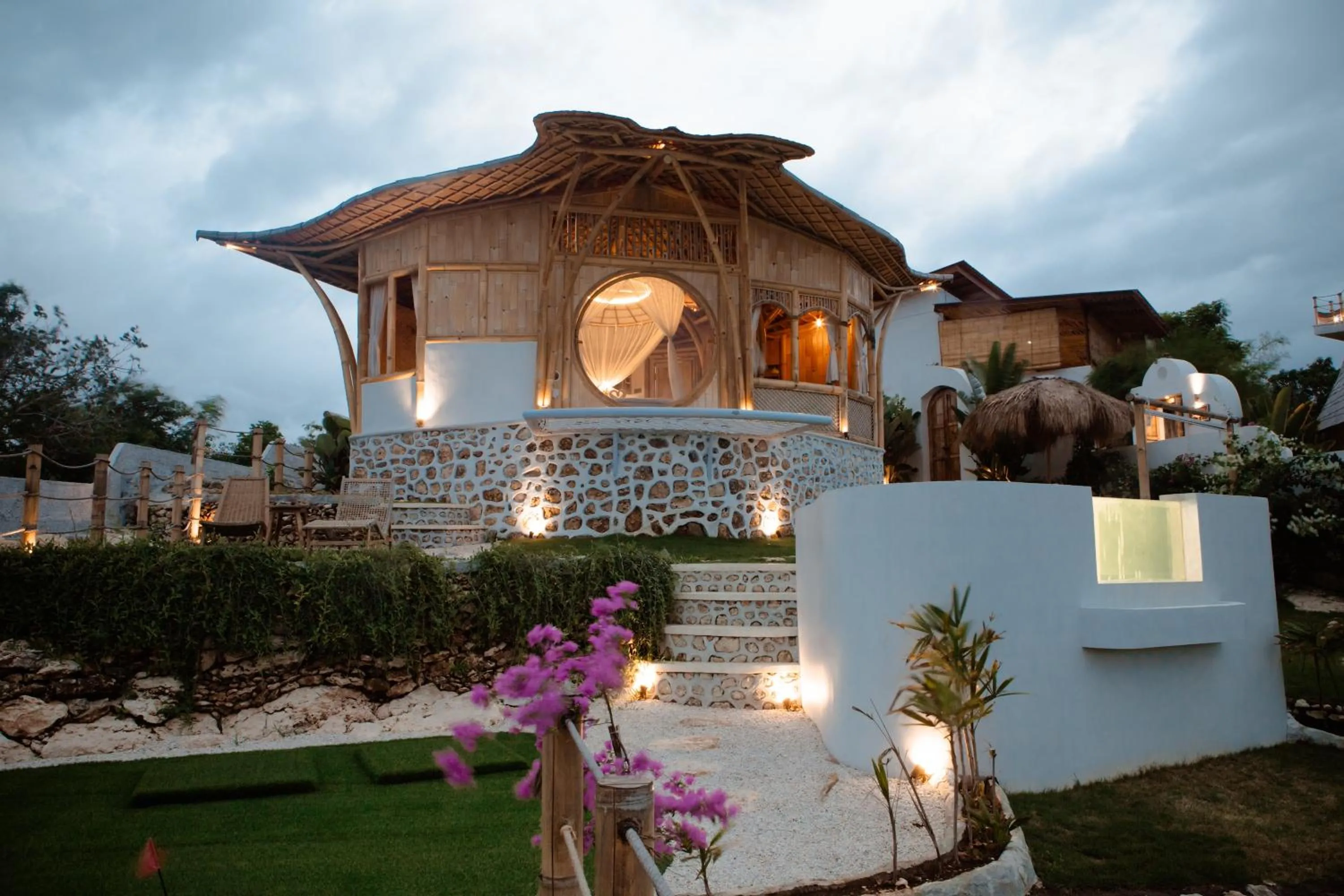 Property building in Camanta Penida - Adult Only