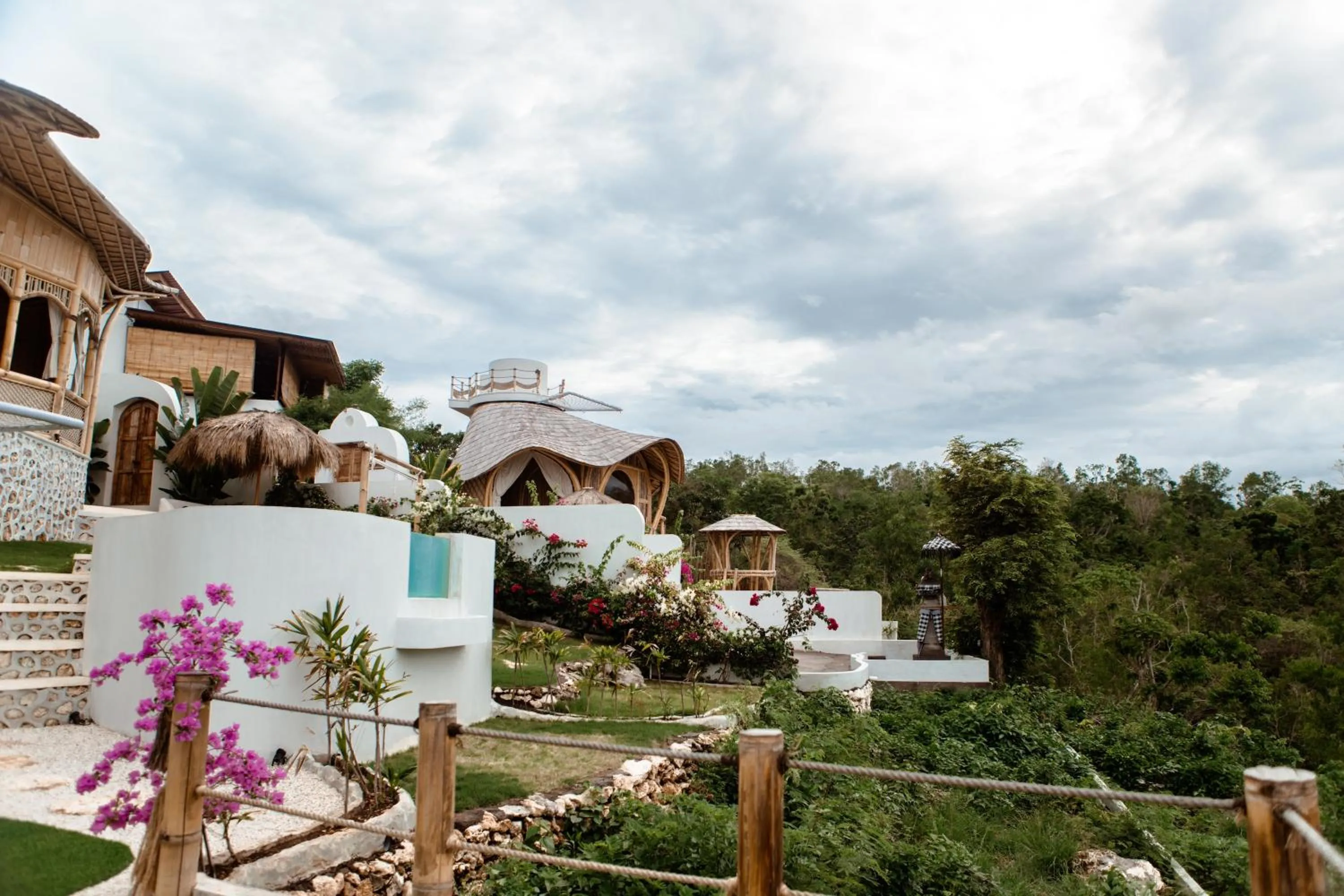 Property building in Camanta Penida - Adult Only