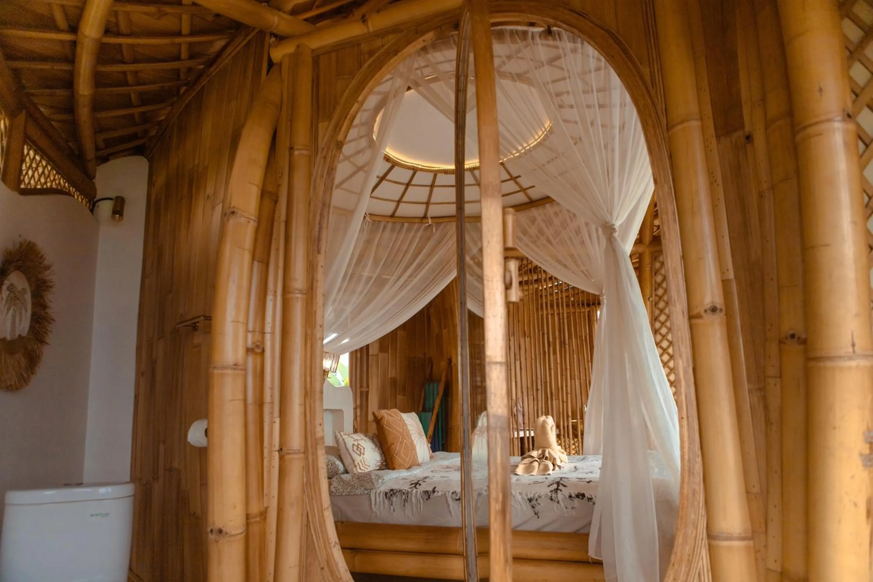 Bed in Camanta Penida - Adult Only