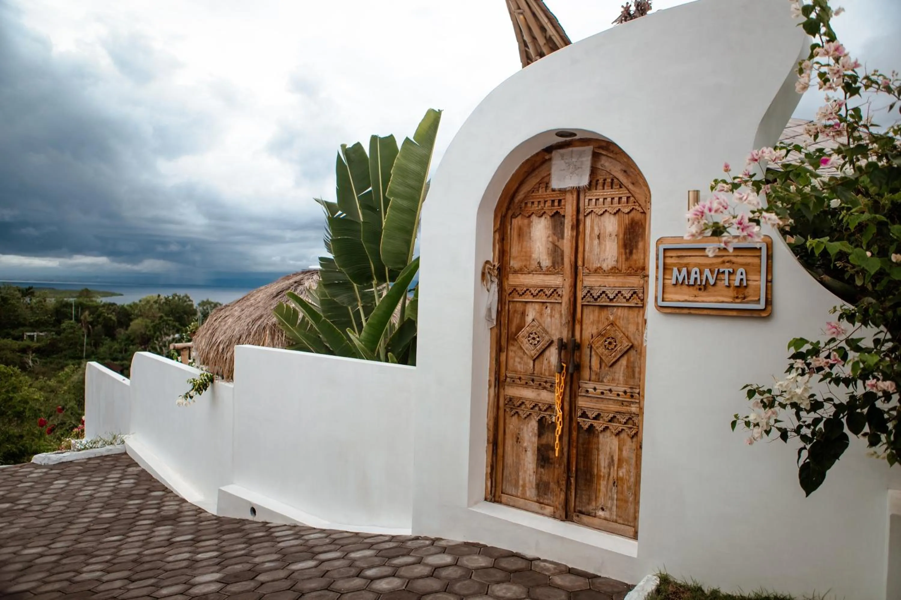 Property building in Camanta Penida - Adult Only