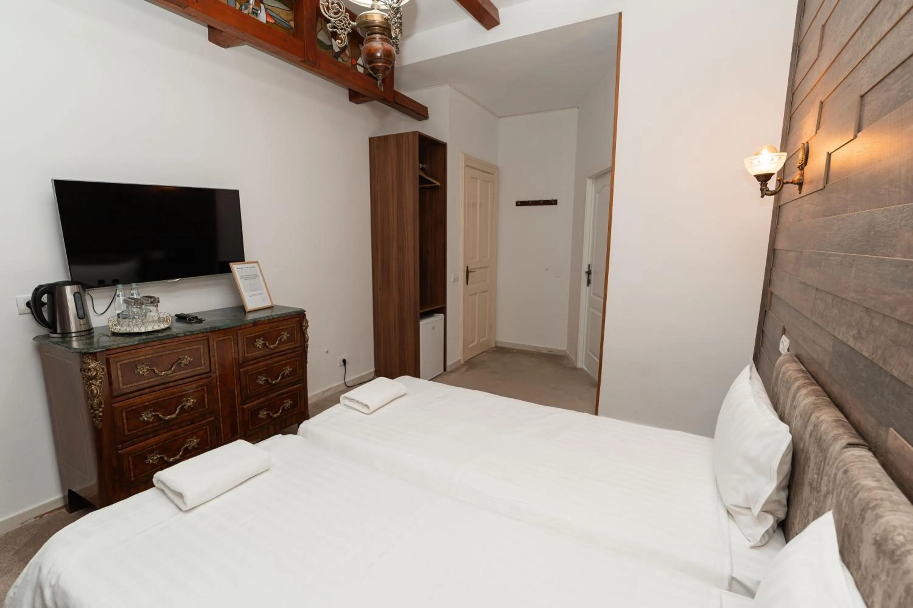 Bed in George&Dragon Rooms