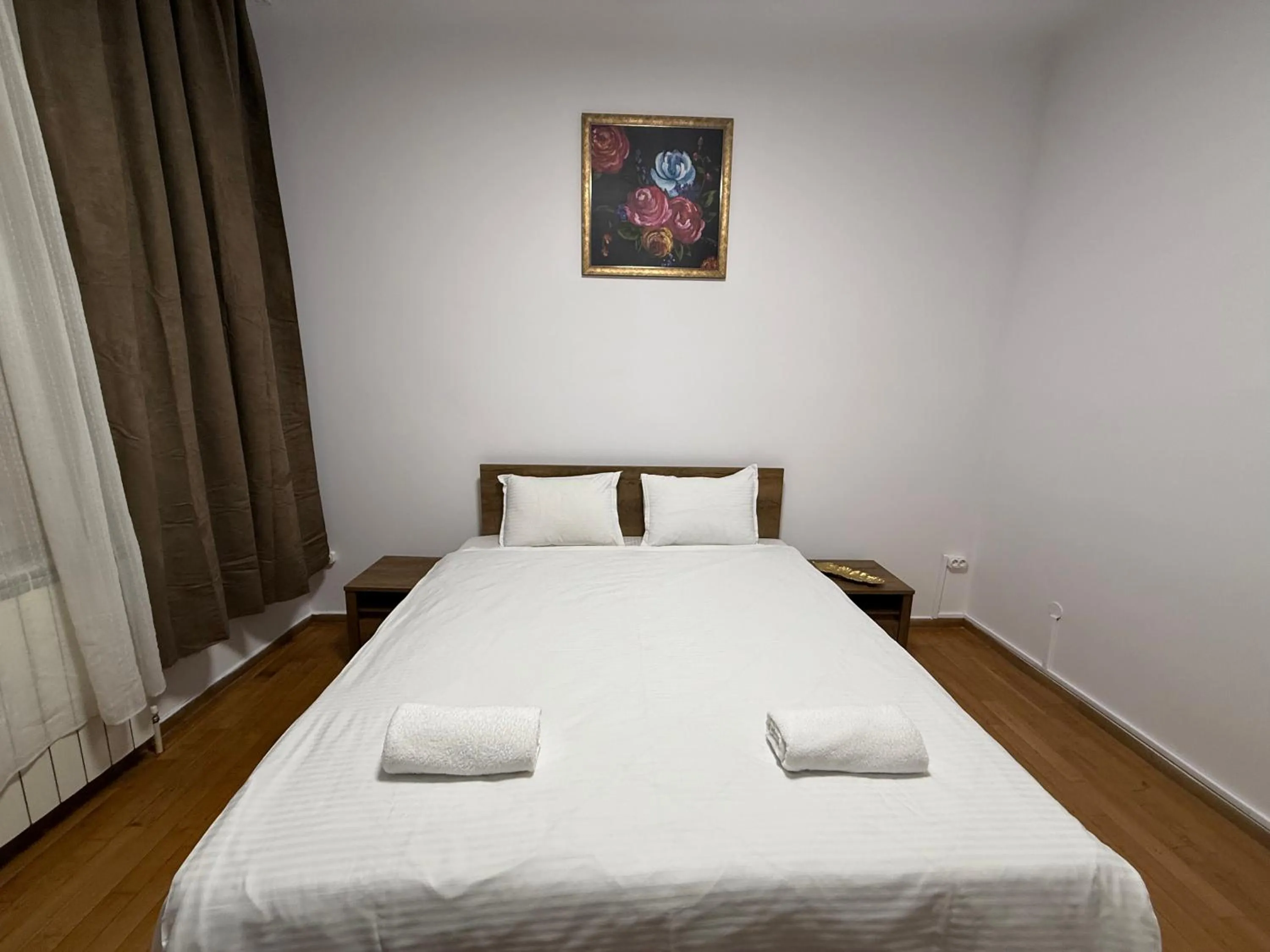 Bed in George&Dragon Rooms