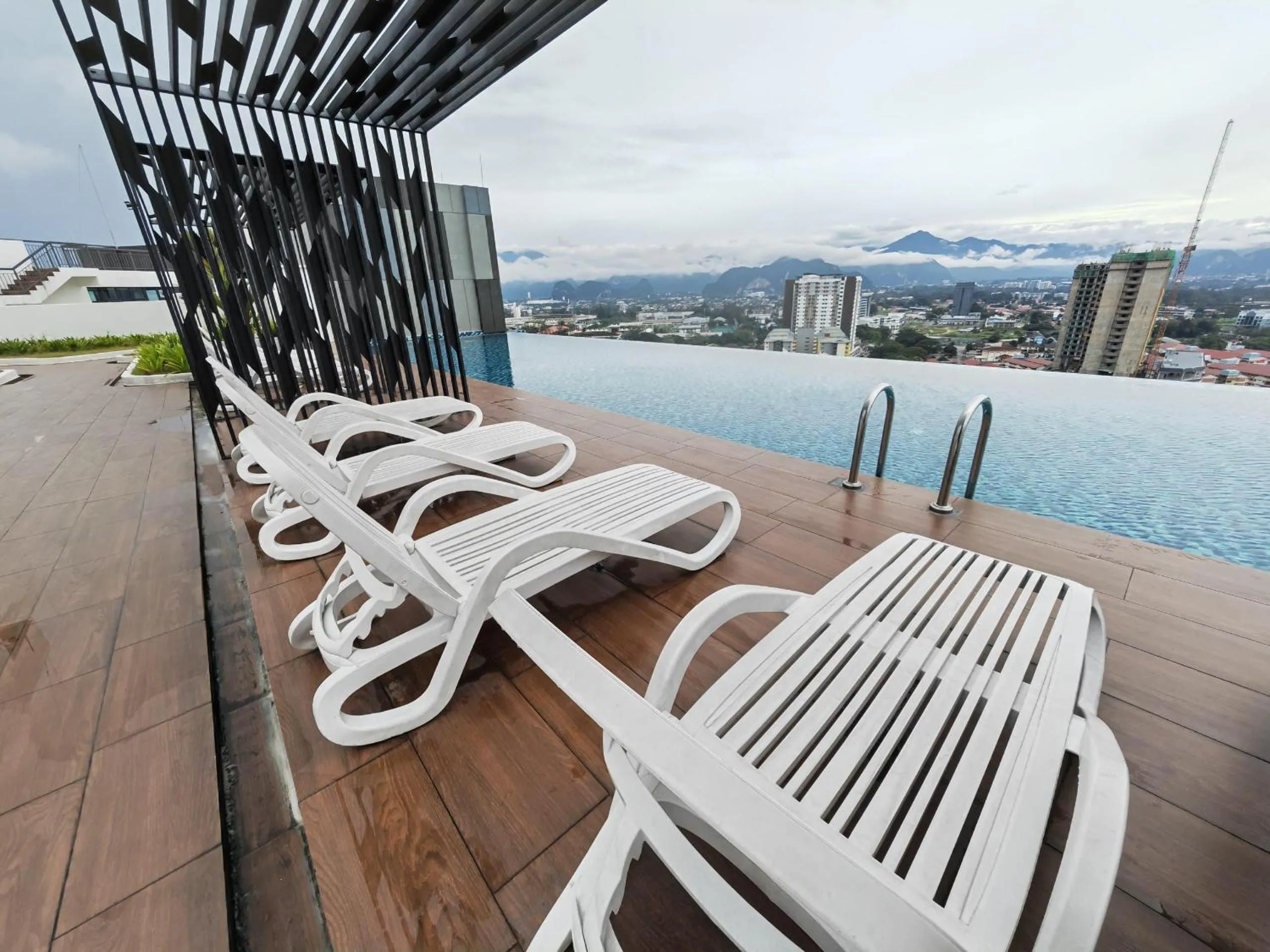 Decozy 8.0 IpohTownCondo (10pax)