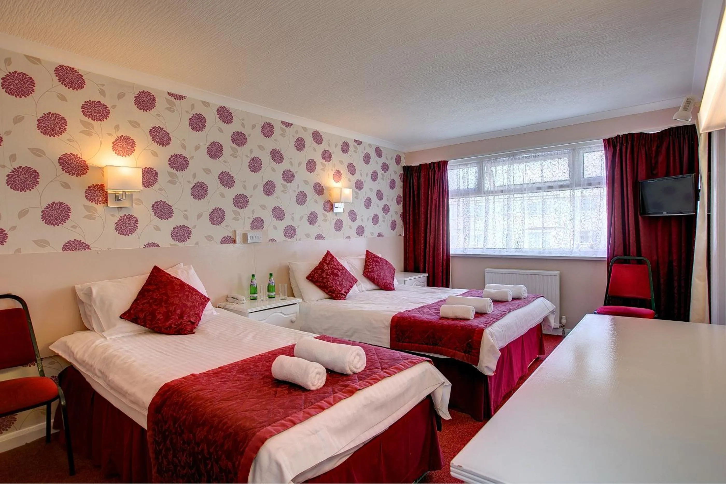 Bed in Barrowfield Hotel