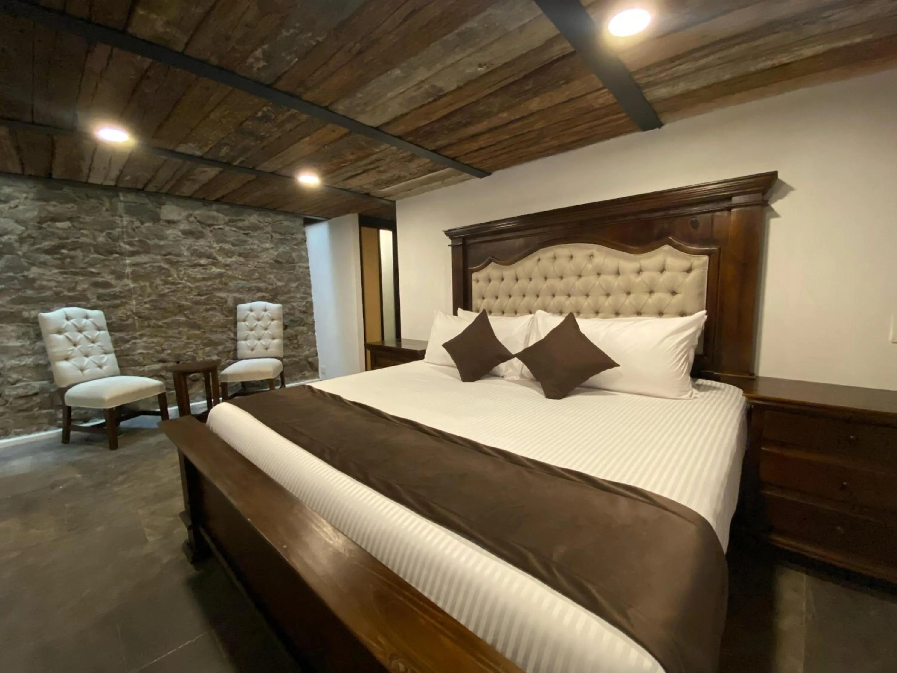 Photo of the whole room, Bed in HOTEL BOUTIQUE CASONA 65
