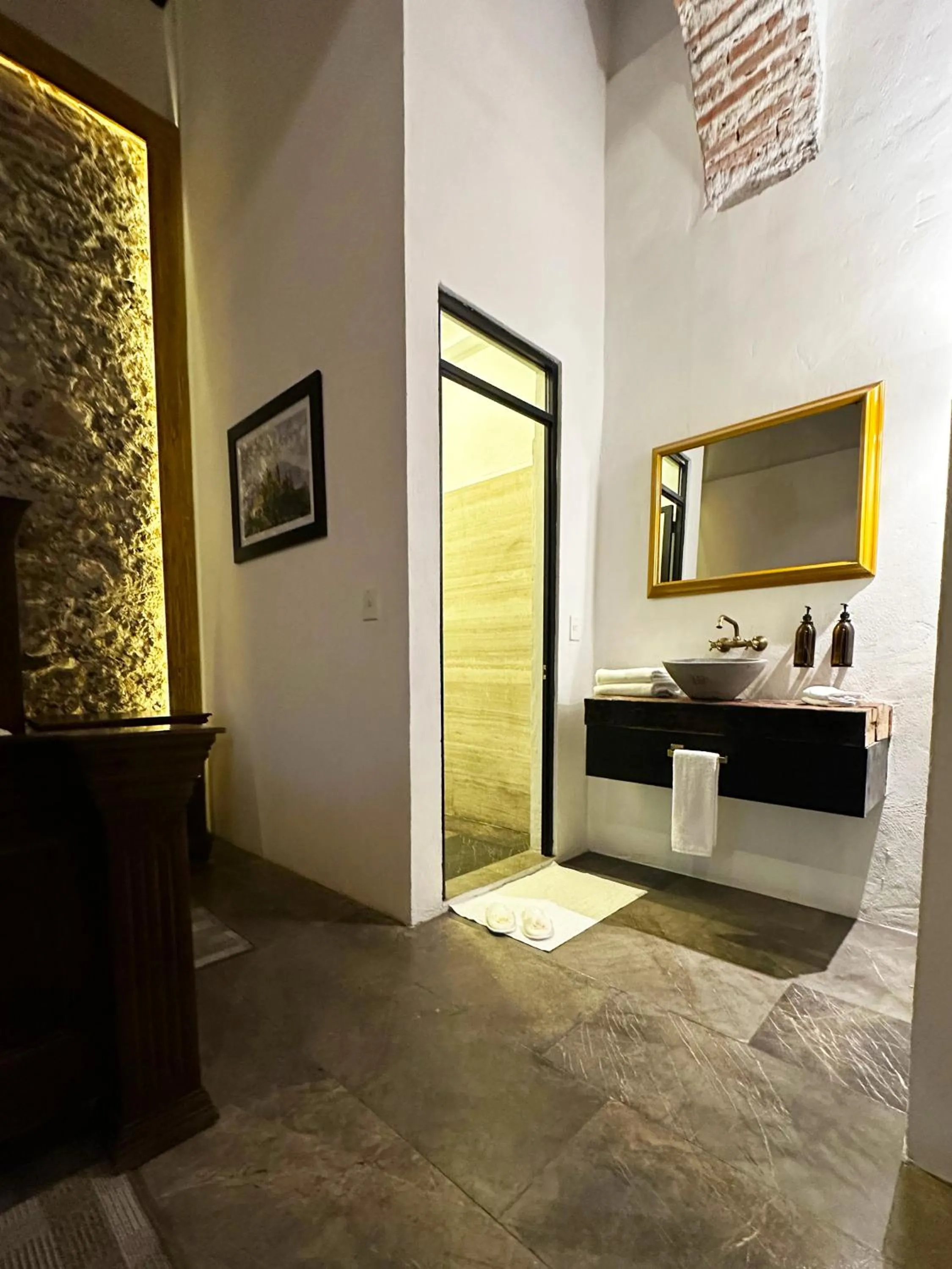 Bathroom in HOTEL BOUTIQUE CASONA 65
