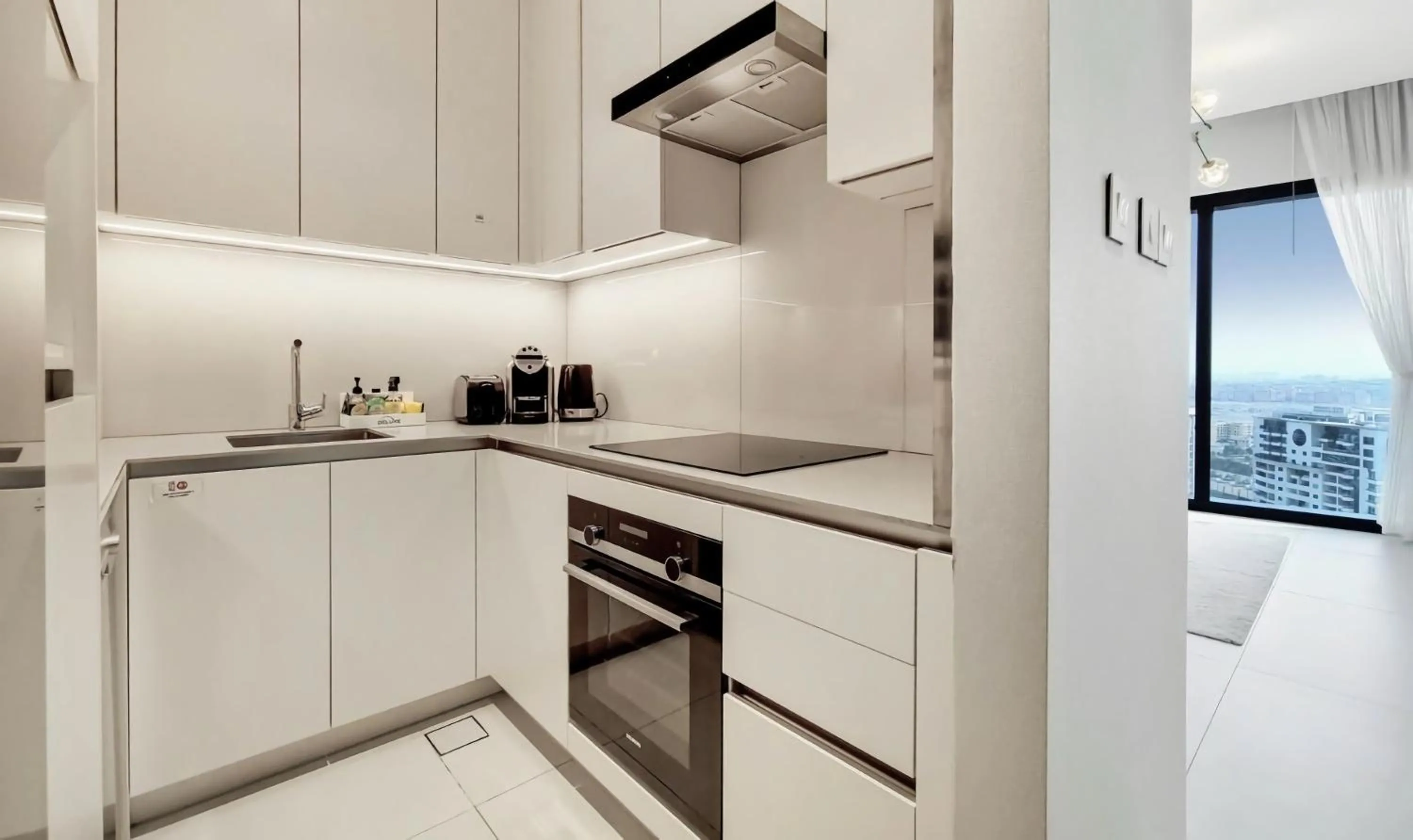 Bedroom in Jumeirah Gate Tower JBR 1BR Apartment