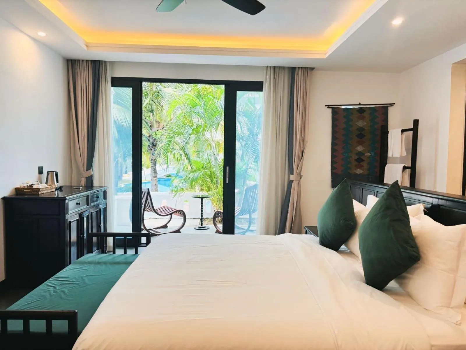 Bedroom in Manyo Hotel and Resort