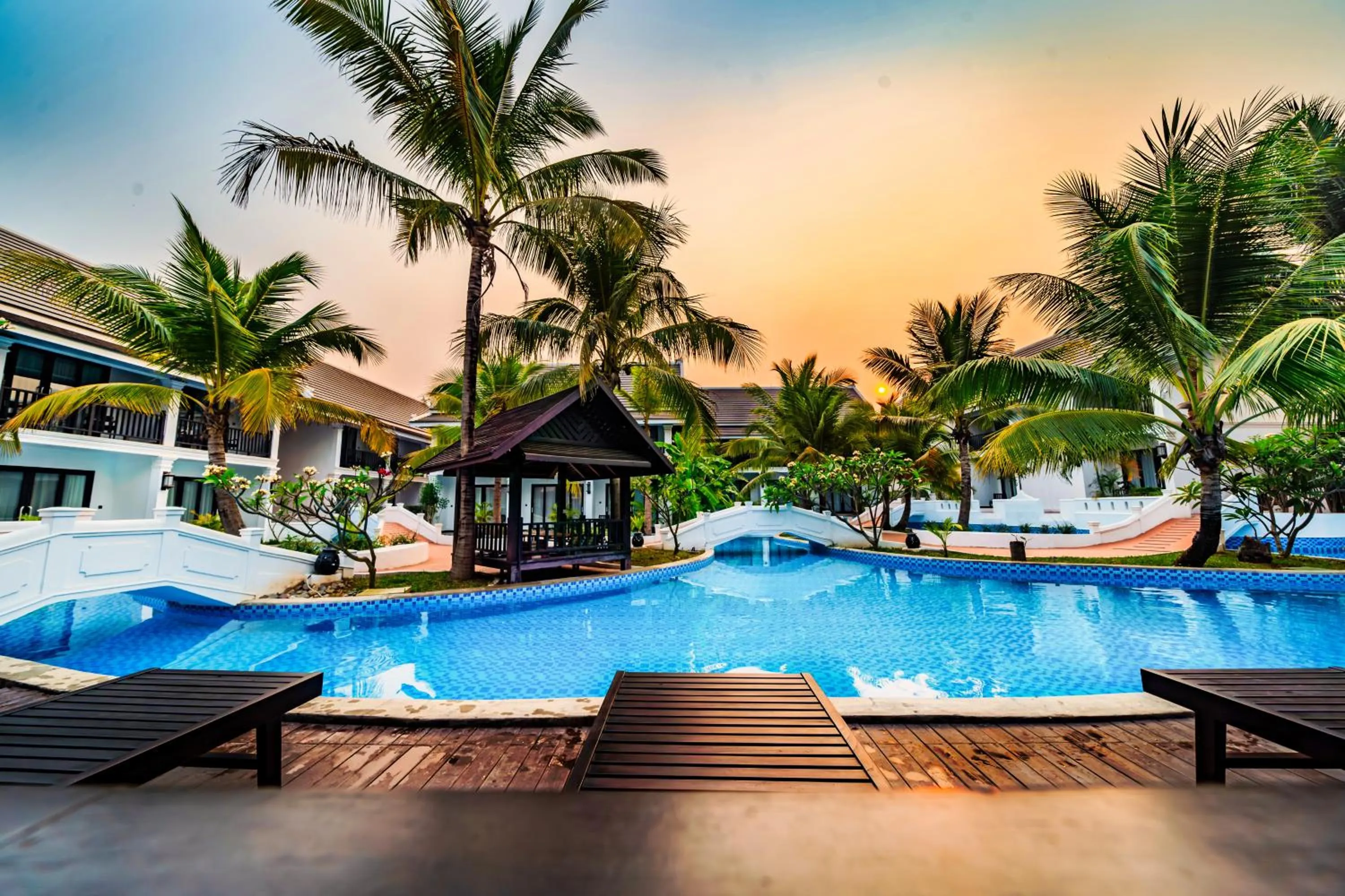 Swimming pool in Manyo Hotel and Resort