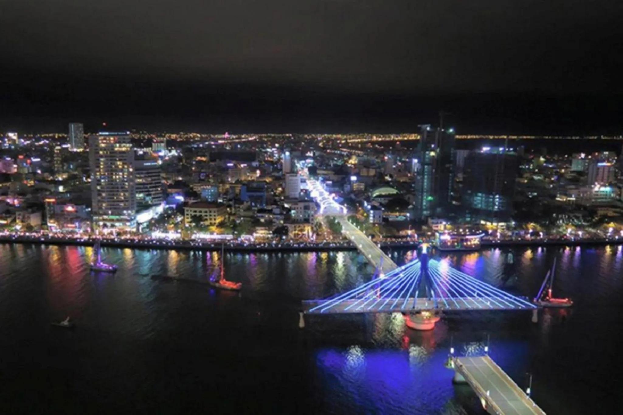 Nearby landmark in Golden Sun Apartment by New Sky Travel