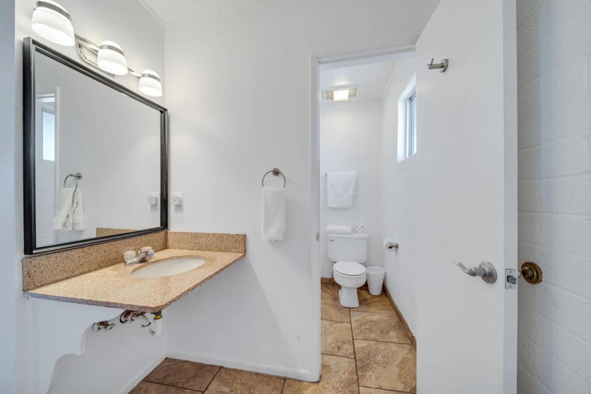 Canyon's Edge Route 66 Motel