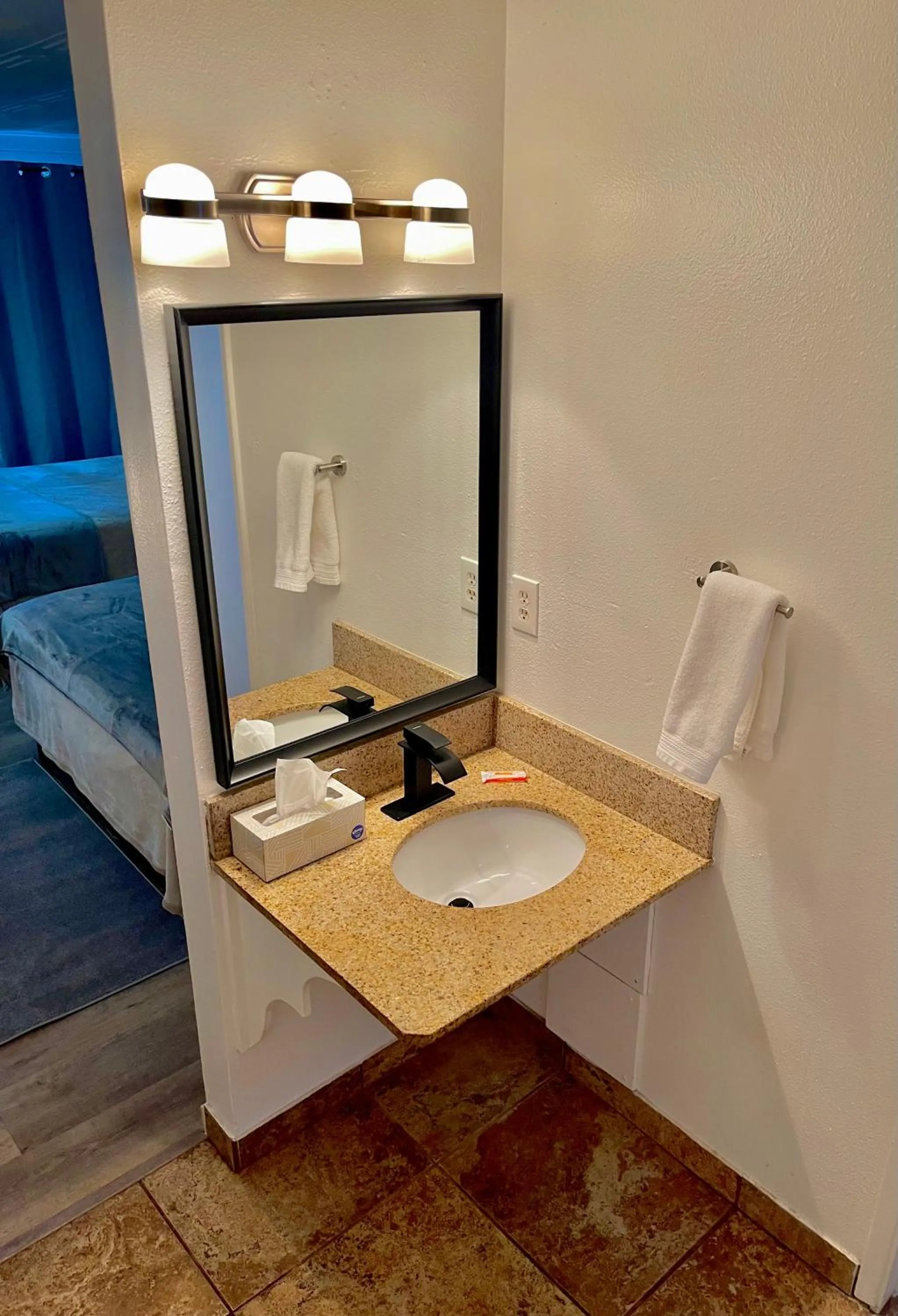 Canyon's Edge Route 66 Motel