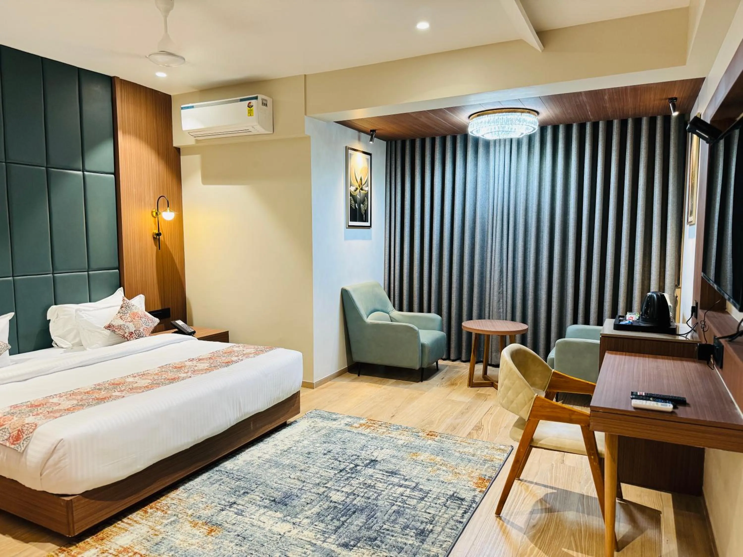 Bed in Hotel Park Royal