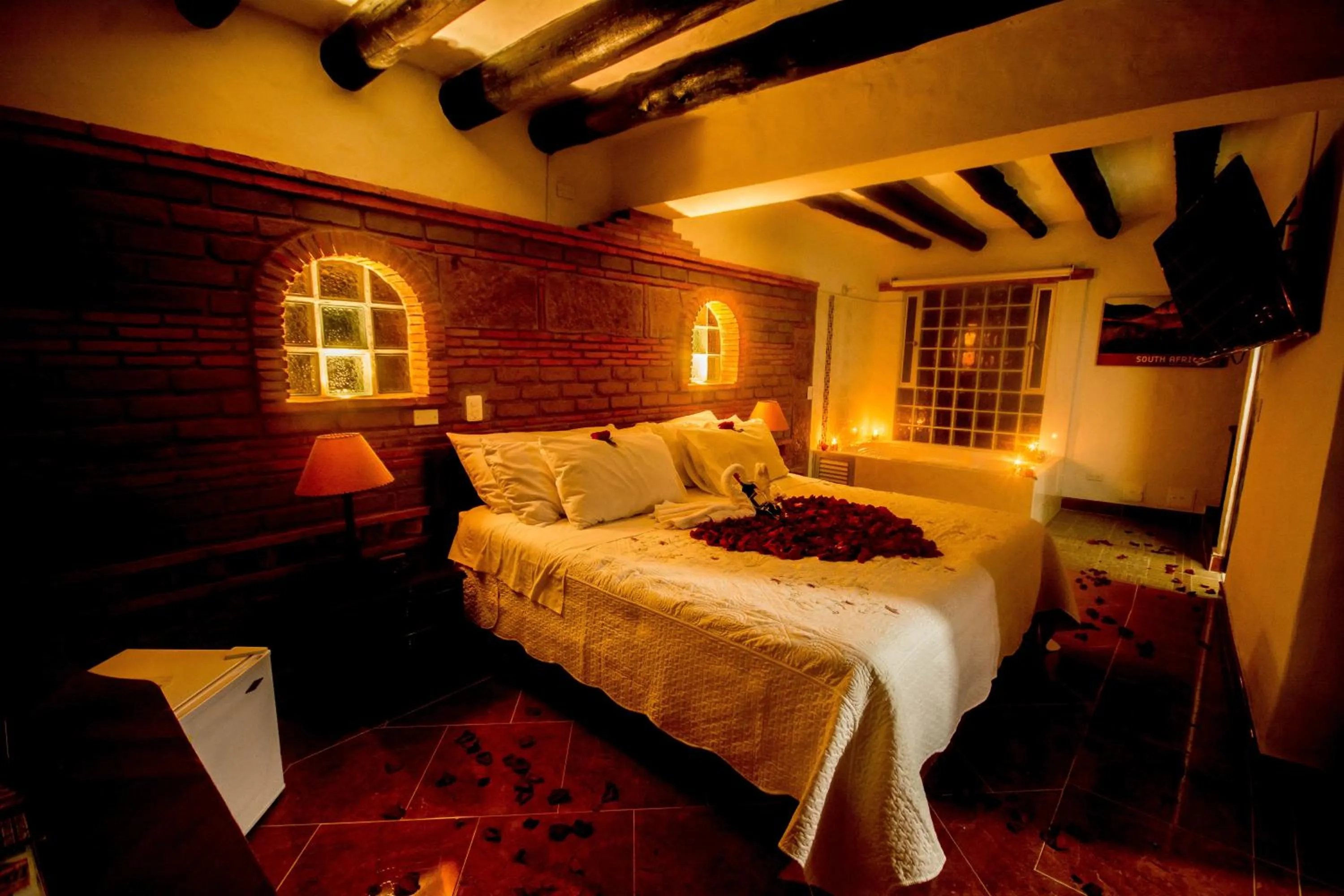 Photo of the whole room, Bed in Hotel Los Frayles