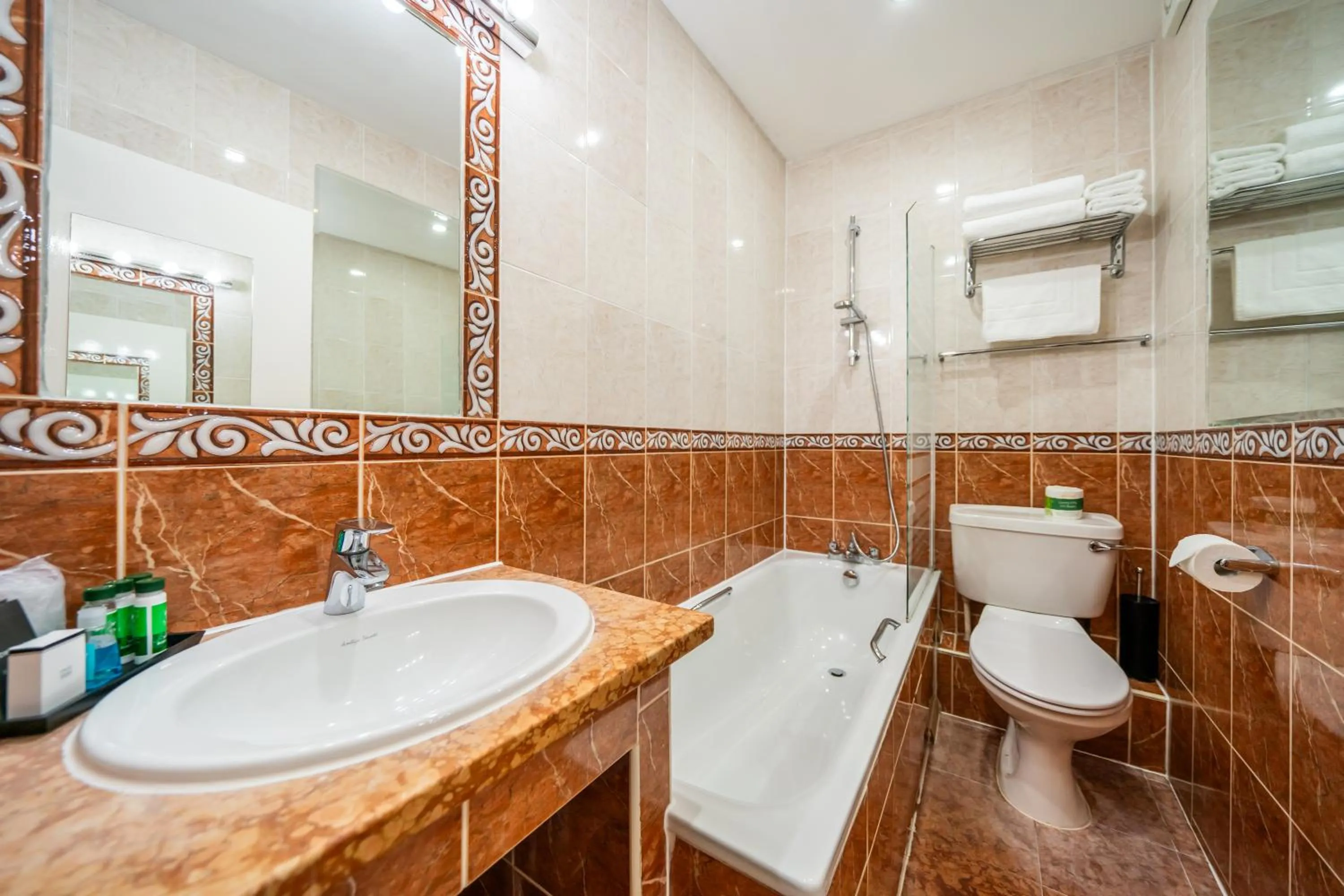 Toilet in Hotel La Place