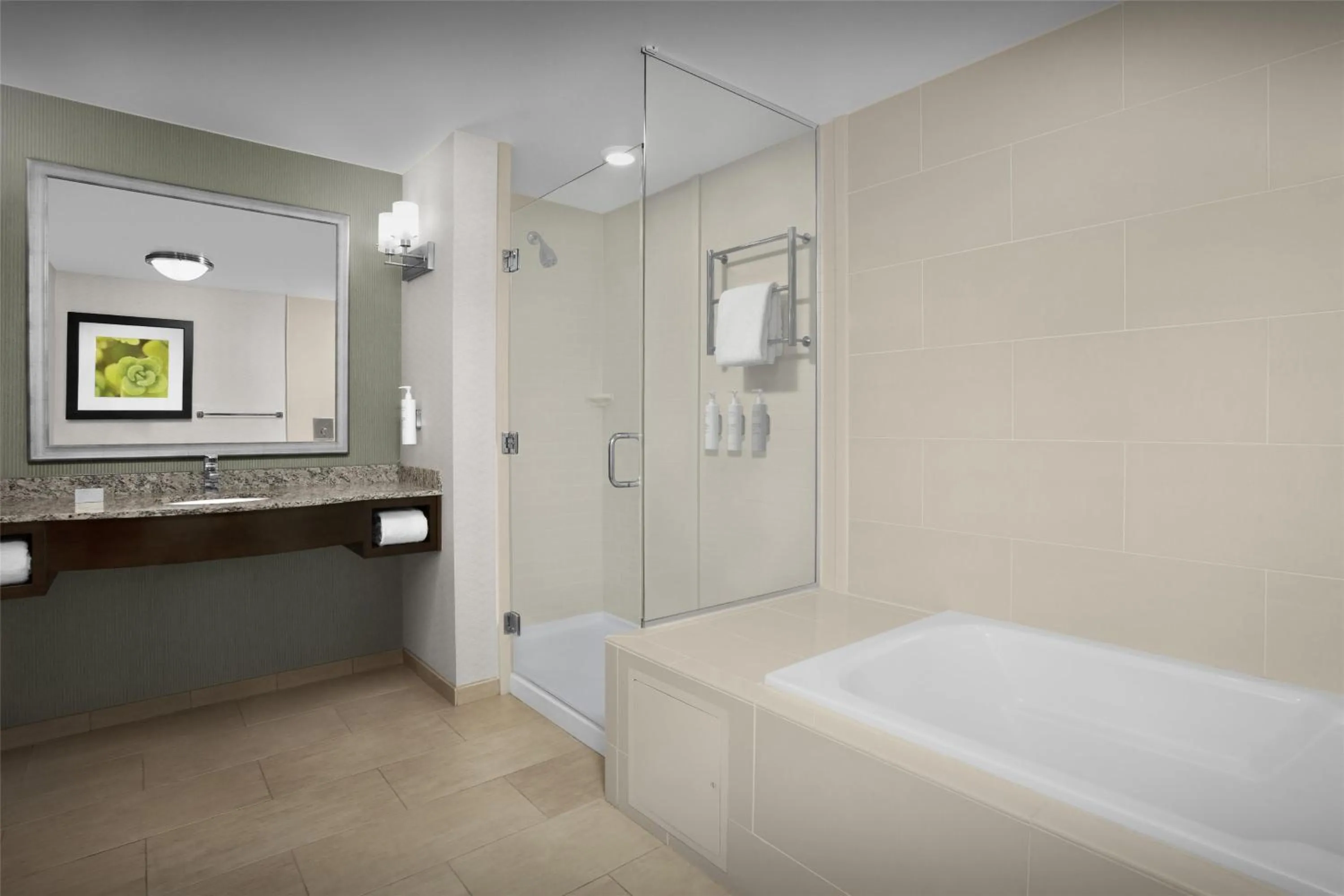 Bathroom in Hilton Garden Inn Gallup