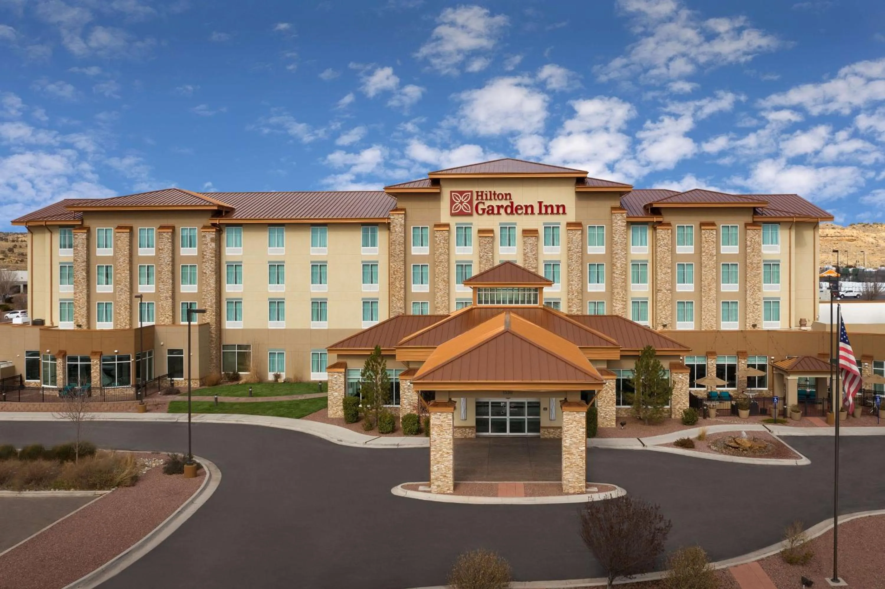 Property building in Hilton Garden Inn Gallup