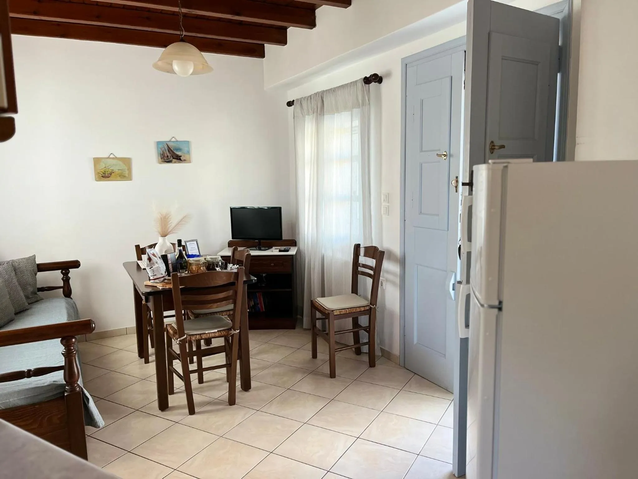Dining area in VILLAGE LIANA MAROULI KASTRAKI
