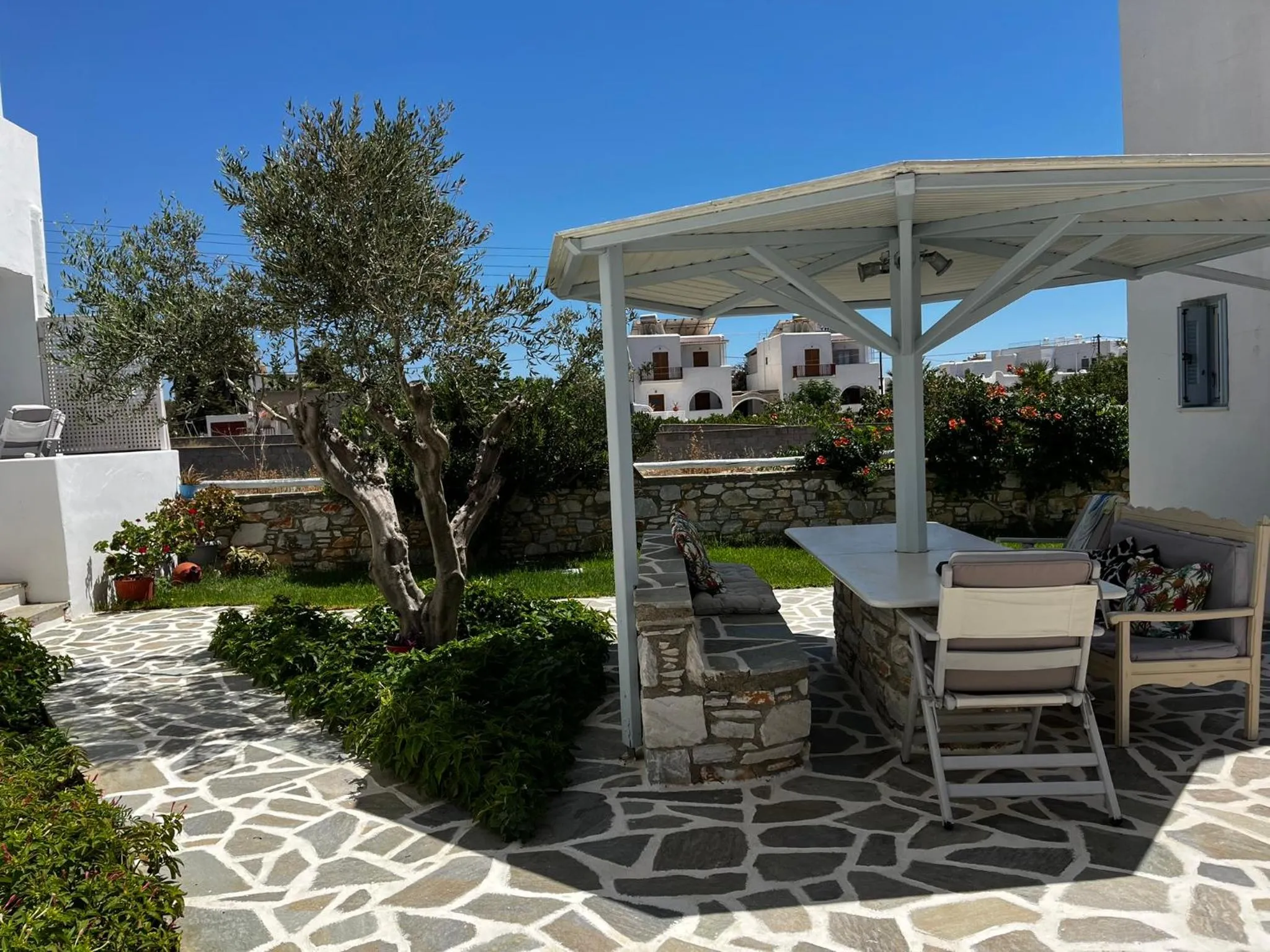 Garden in VILLAGE LIANA MAROULI KASTRAKI